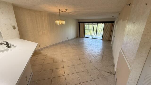 CYPRESS BEND CONDOMINIUM VII - Residential