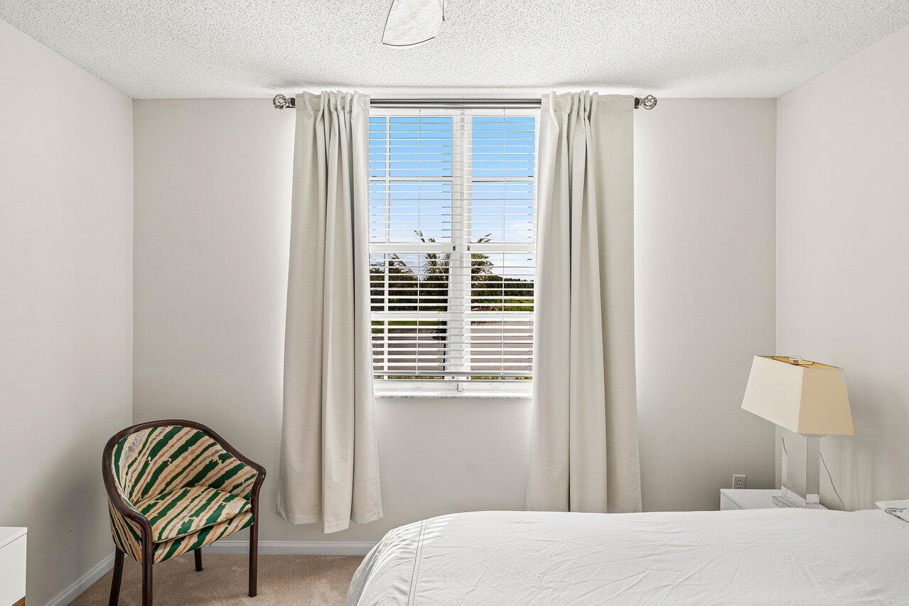 ST ANDREWS AT POLO CLUB CONDO - Residential Lease