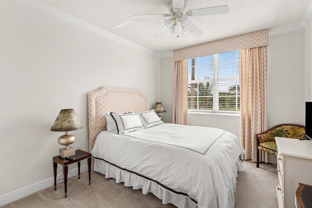 ST ANDREWS AT POLO CLUB CONDO - Residential Lease