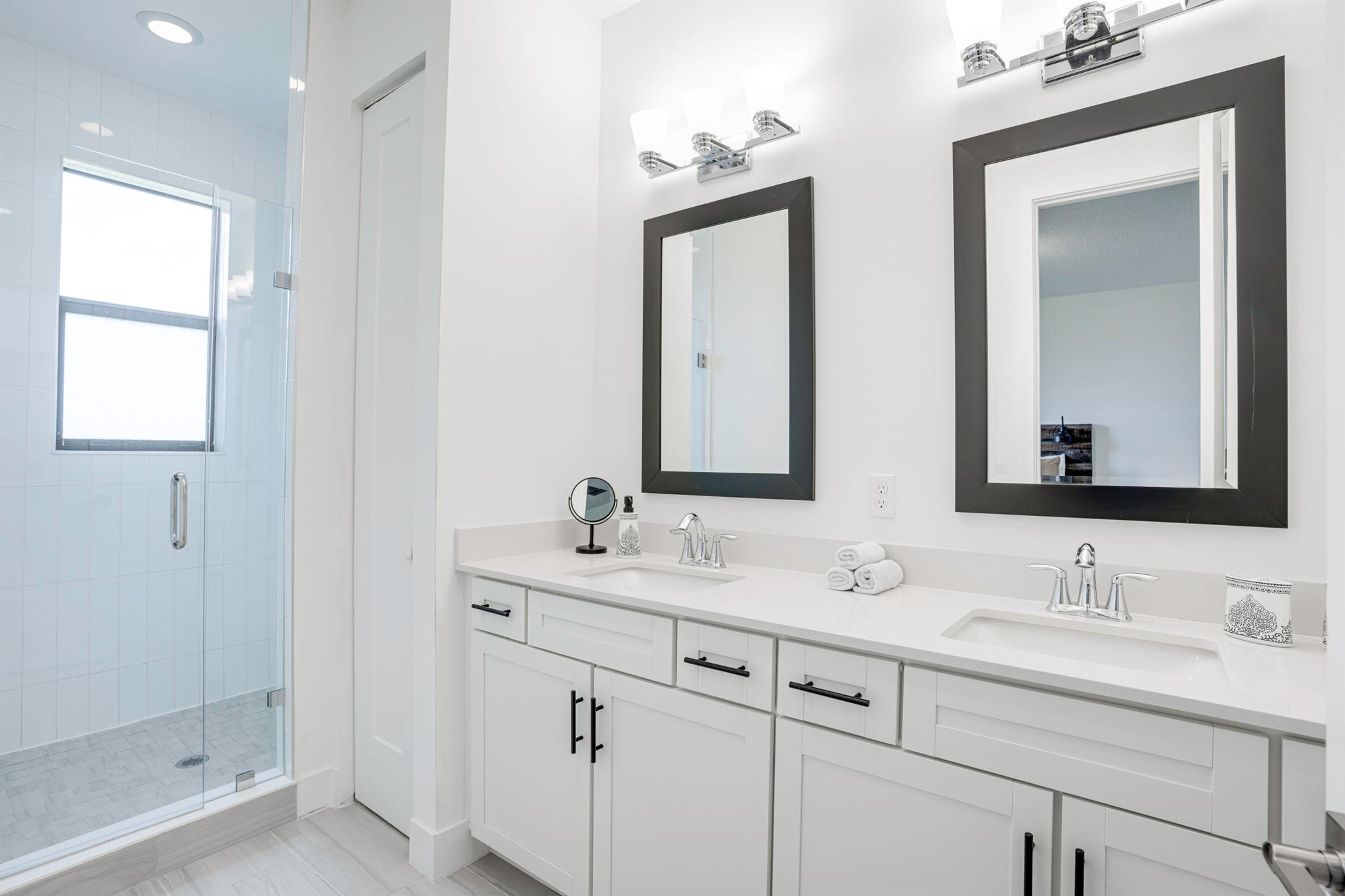 SKY COVE - Residential