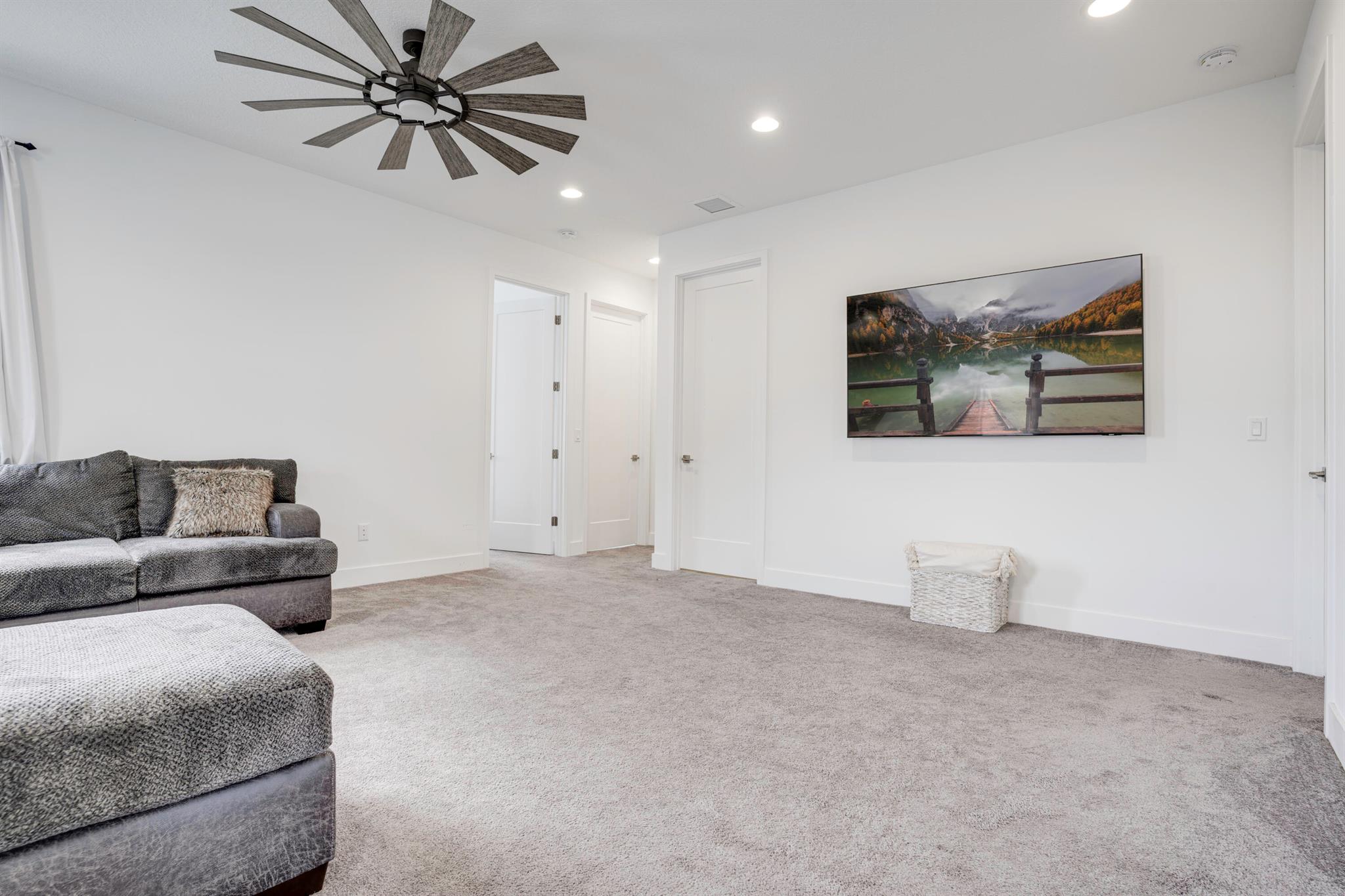 SKY COVE - Residential