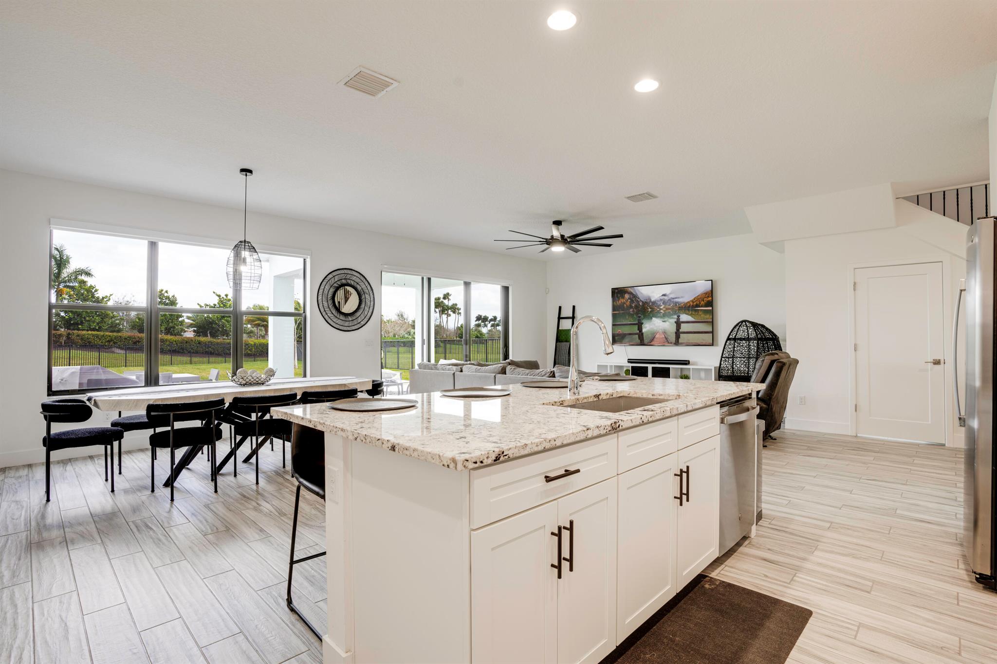 SKY COVE - Residential