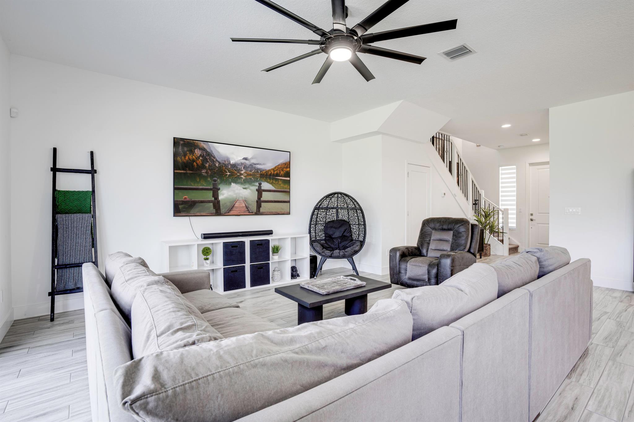 SKY COVE - Residential