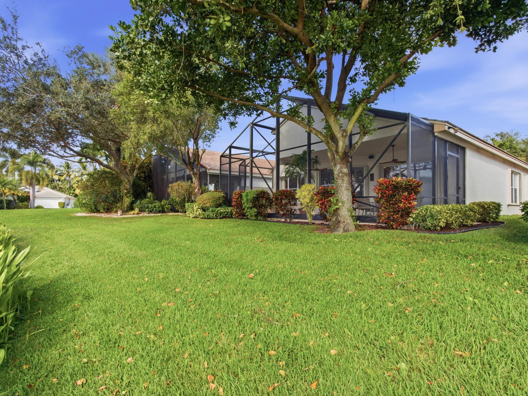 VALENCIA ISLES 3 - Residential