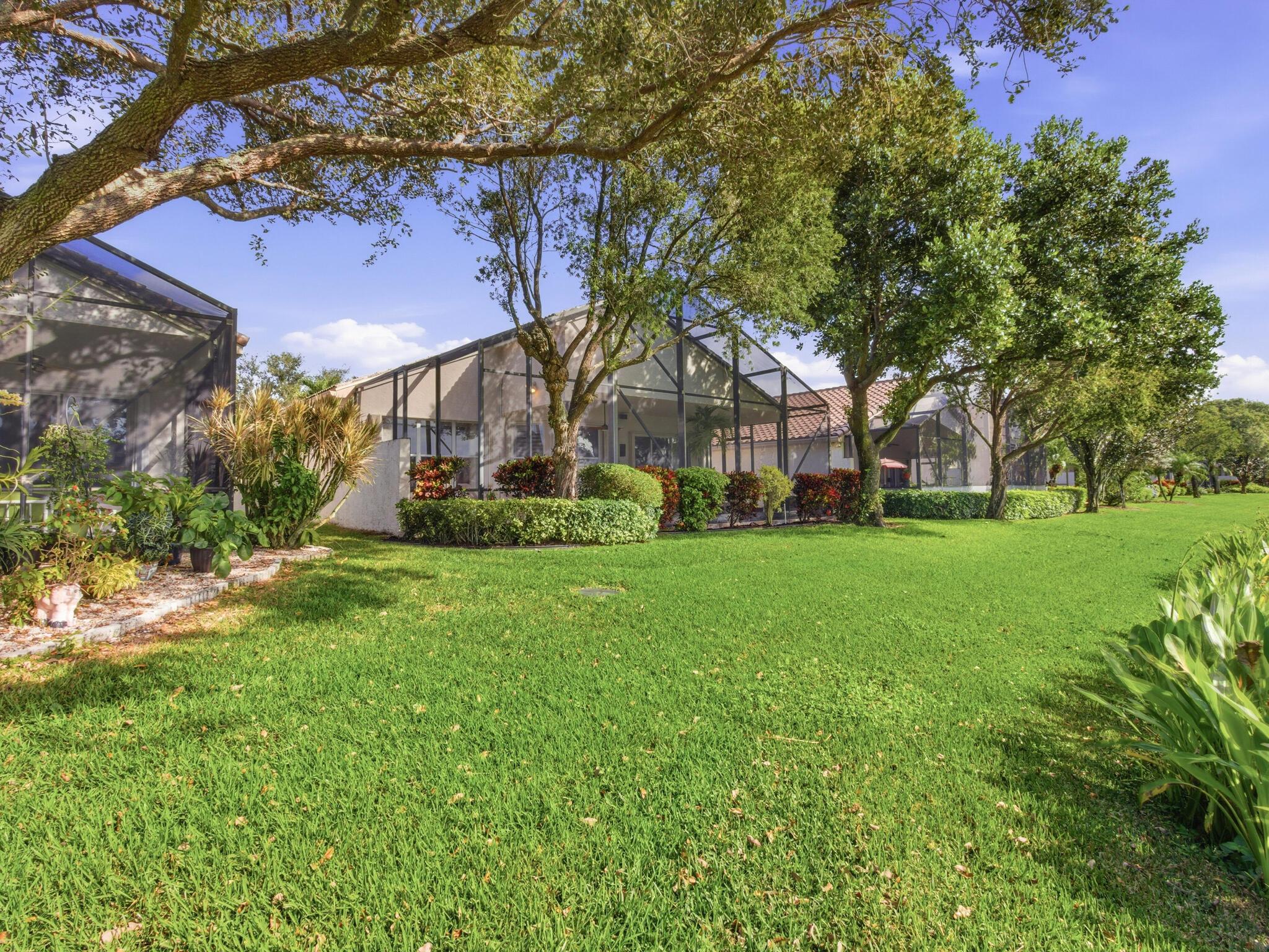 VALENCIA ISLES 3 - Residential