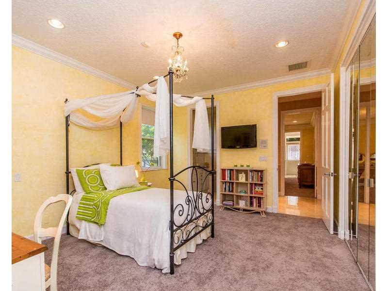 THE RESERVE, WESTON HILLS - Residential