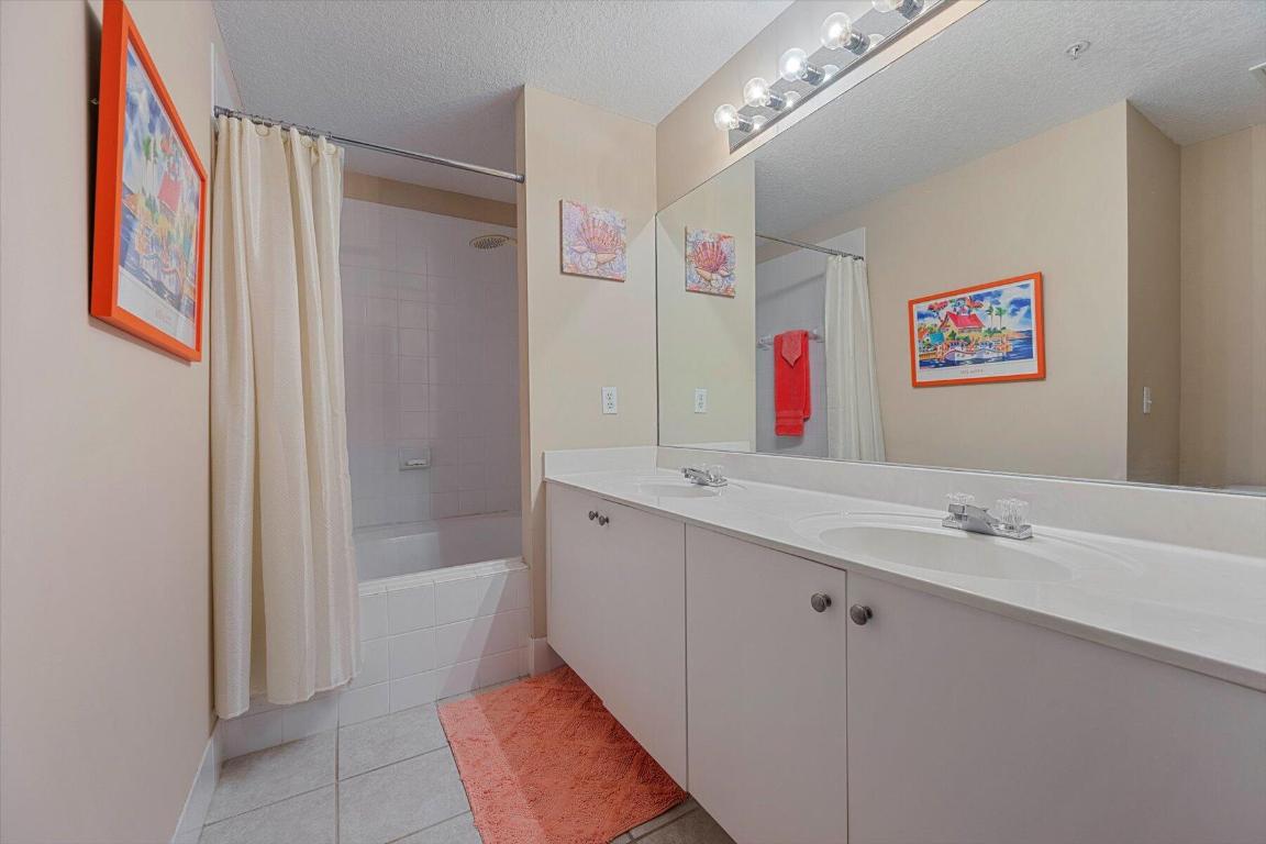 VILLAGE AT ABACOA CONDO - Residential