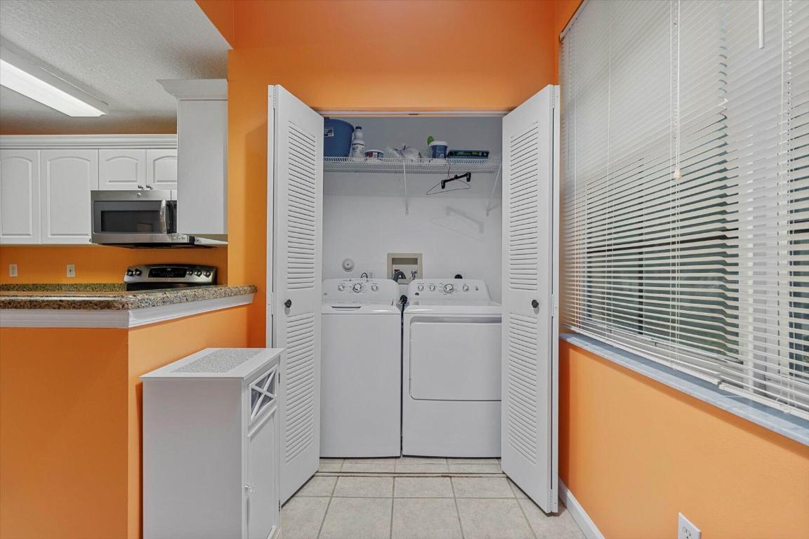 VILLAGE AT ABACOA CONDO - Residential