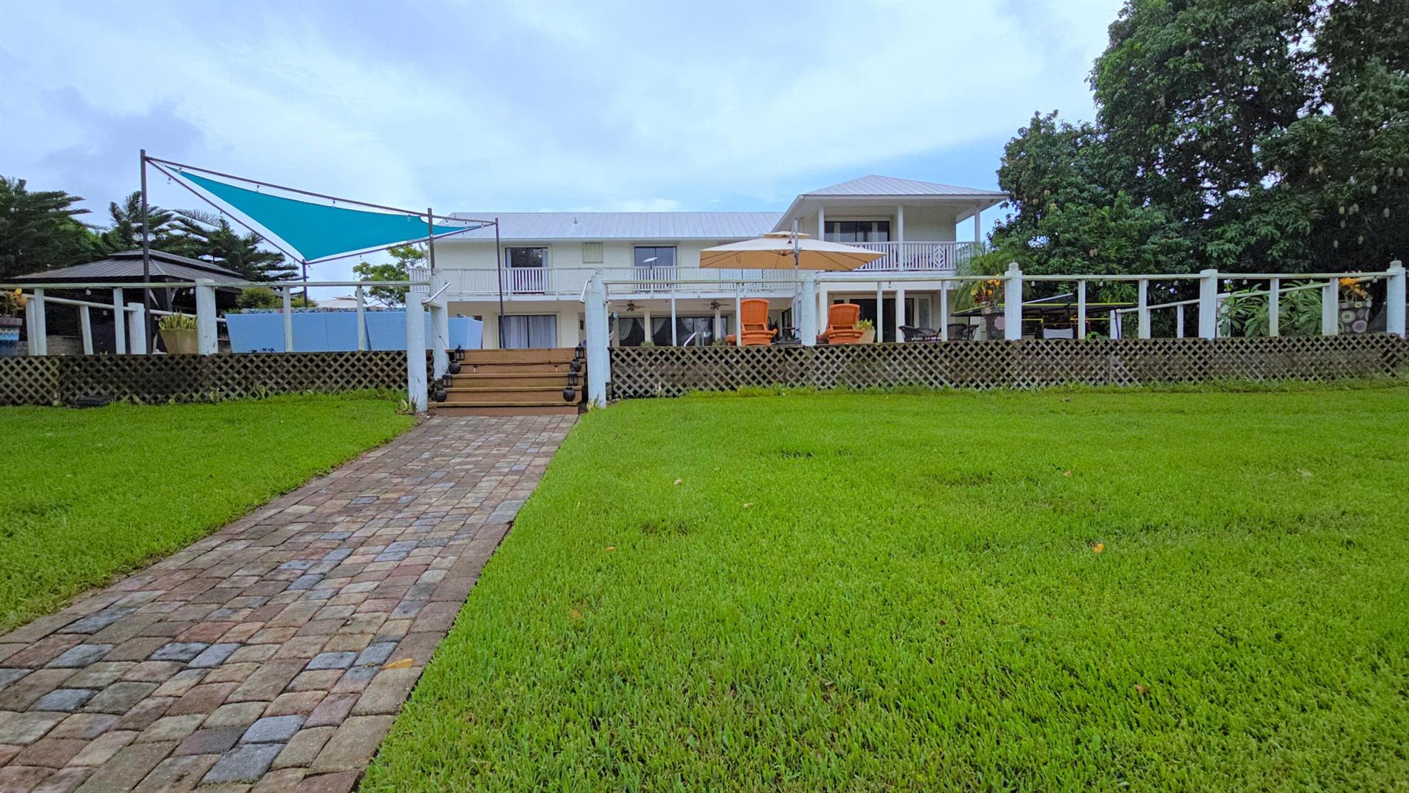 147 N Naranja Avenue