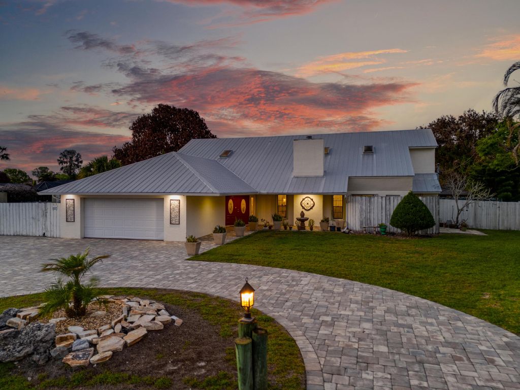 Photo of 147 NE Naranja Avenue, Port Saint Lucie, FL 34983 (MLS # R11103243)