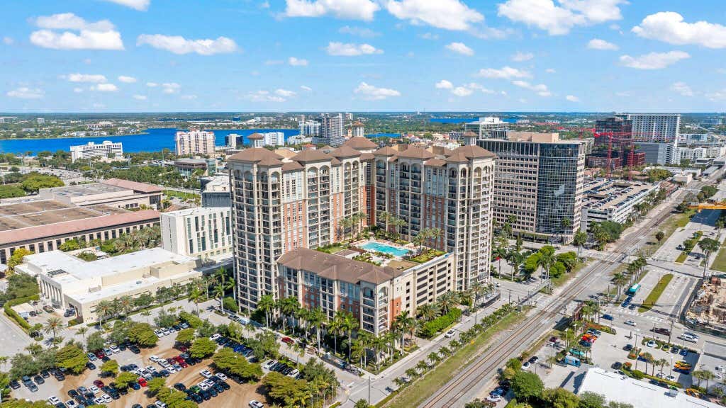 Photo of 550 Okeechobee Boulevard #1609, West Palm Beach, FL 33401 (MLS # B26043219)