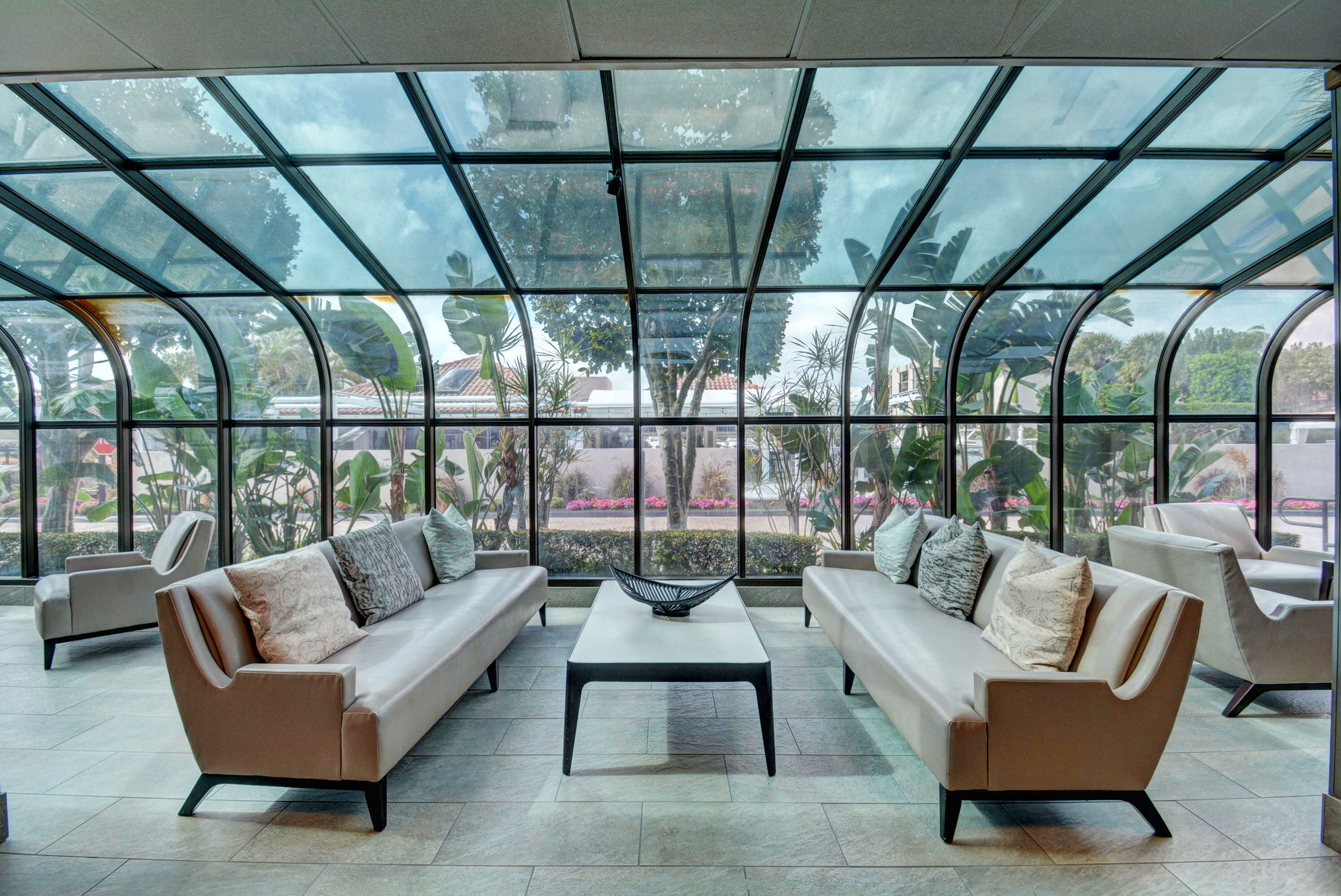 YACHT & RACQUET CLUB OF BOCA RATON CONDO - Residential