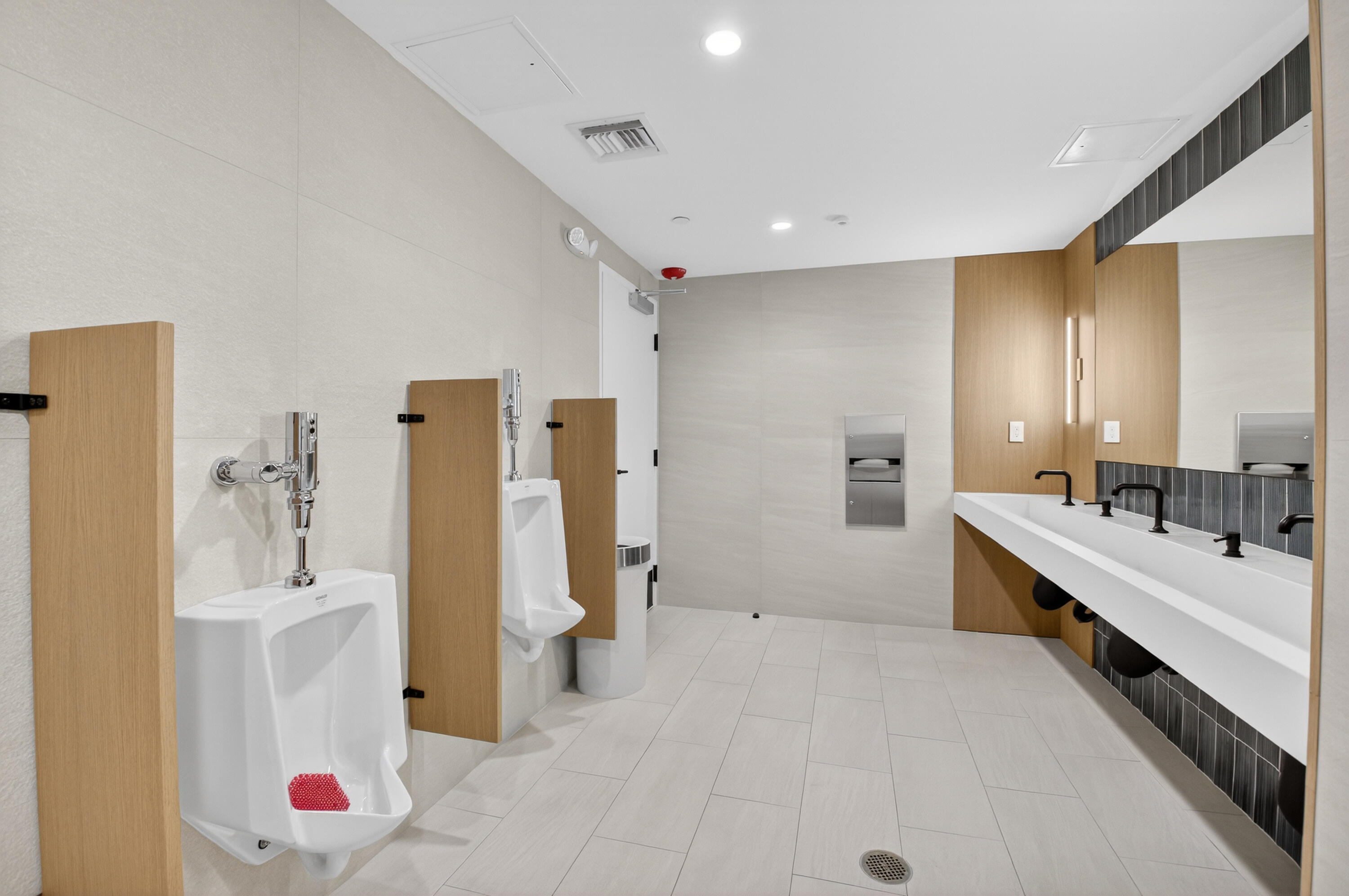 YACHT & RACQUET CLUB OF BOCA RATON CONDO - Residential