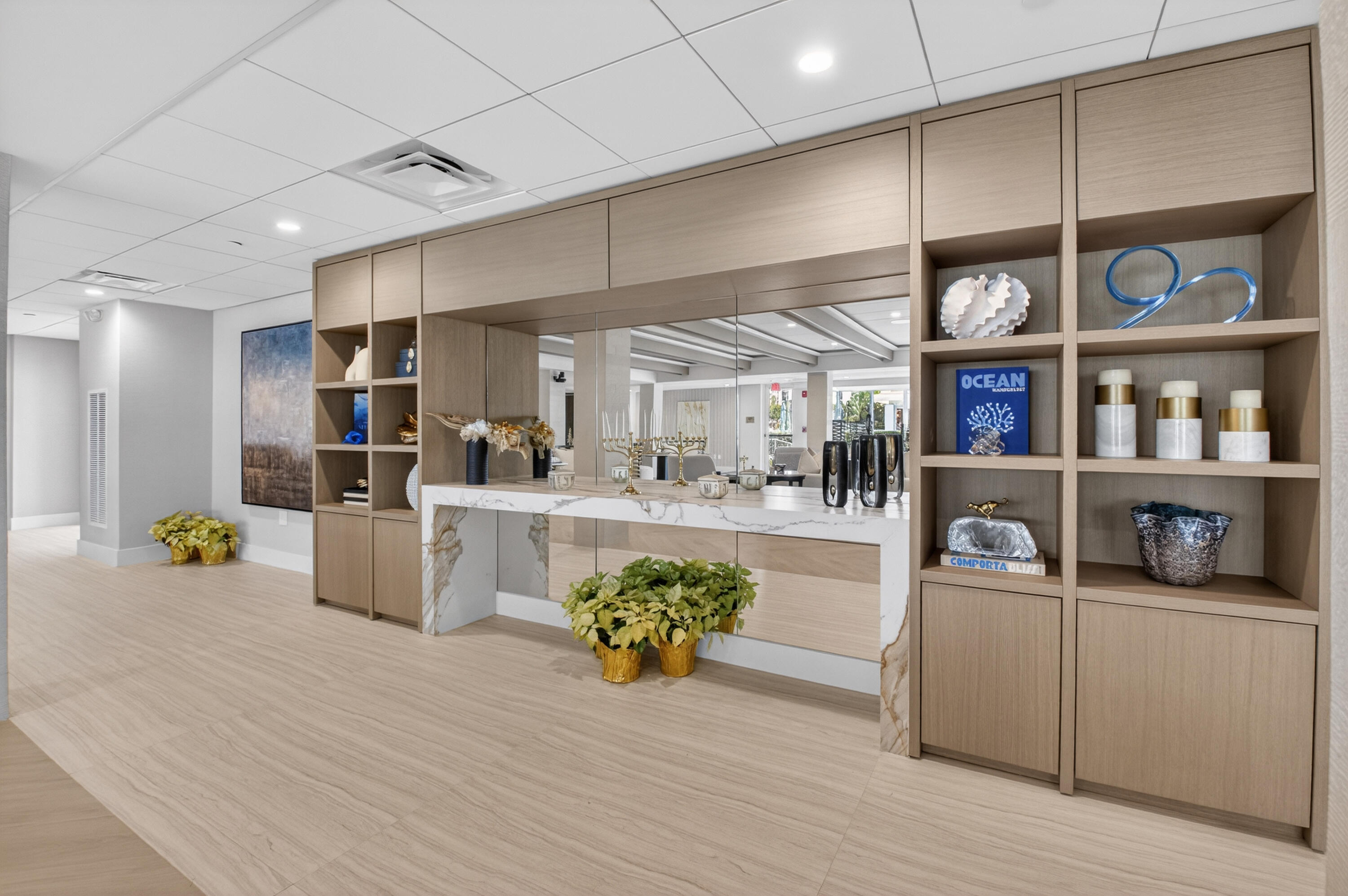 YACHT & RACQUET CLUB OF BOCA RATON CONDO - Residential