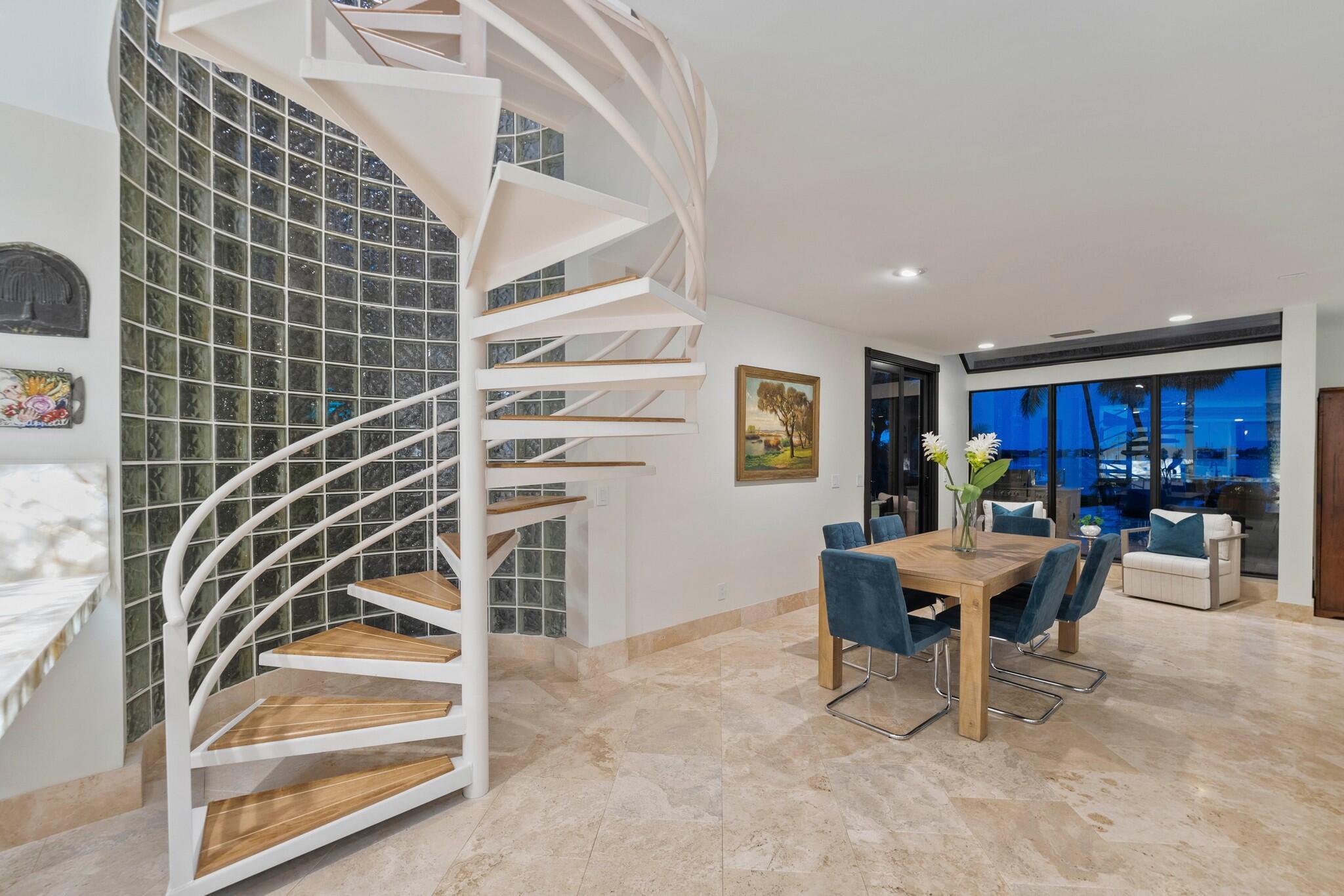 RIDGELAND - Residential