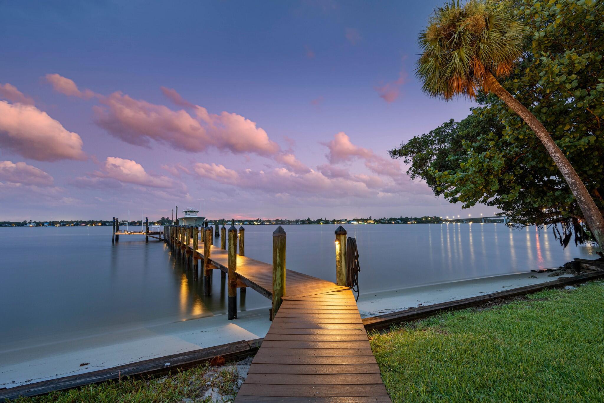 RIDGELAND - Residential