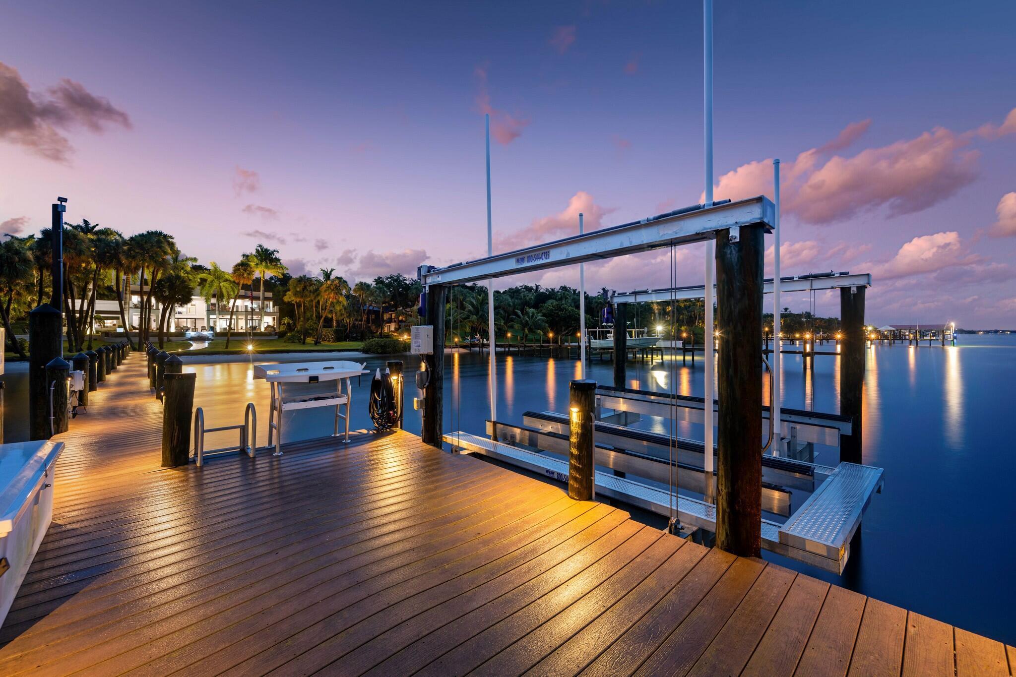 RIDGELAND - Residential