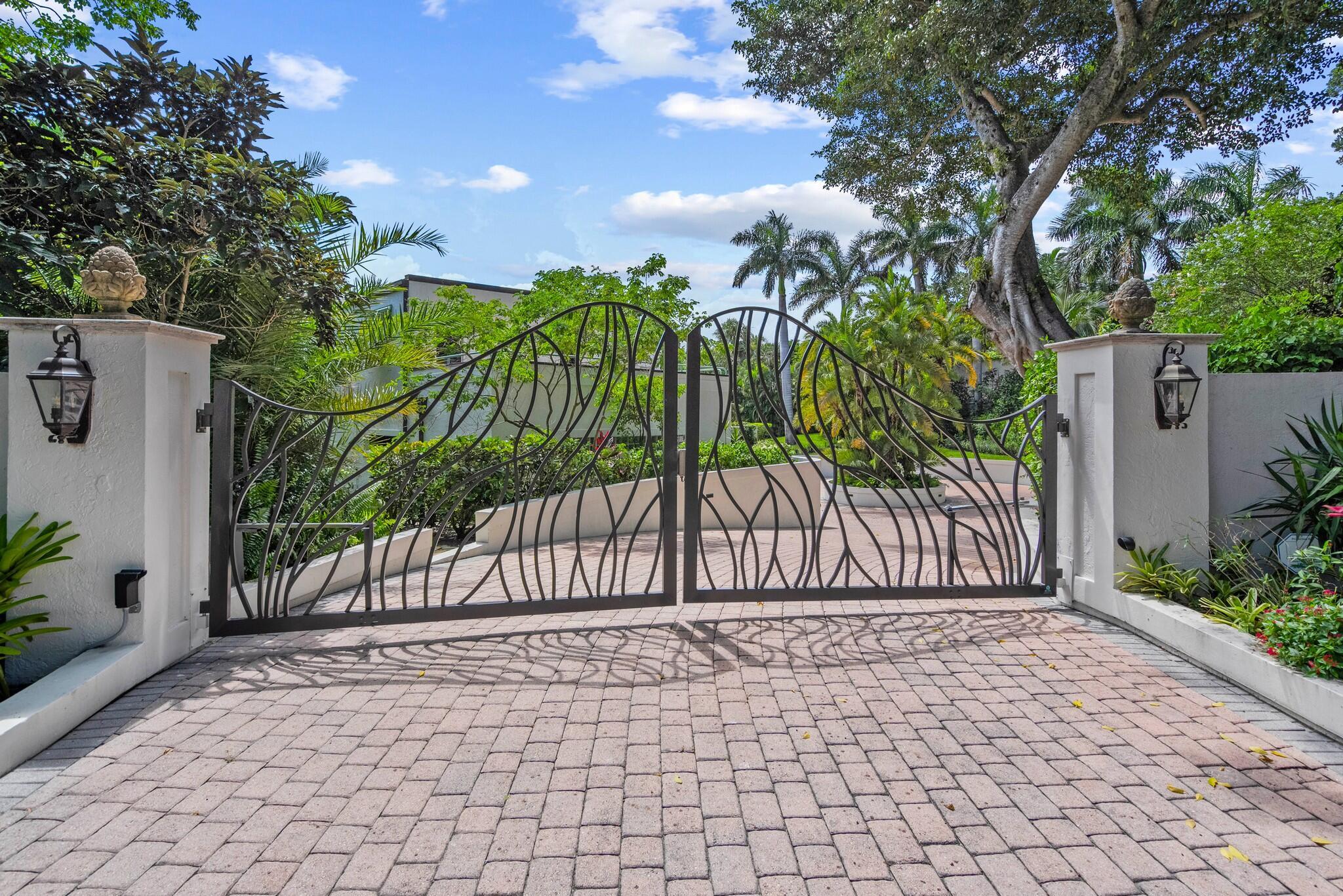 RIDGELAND - Residential