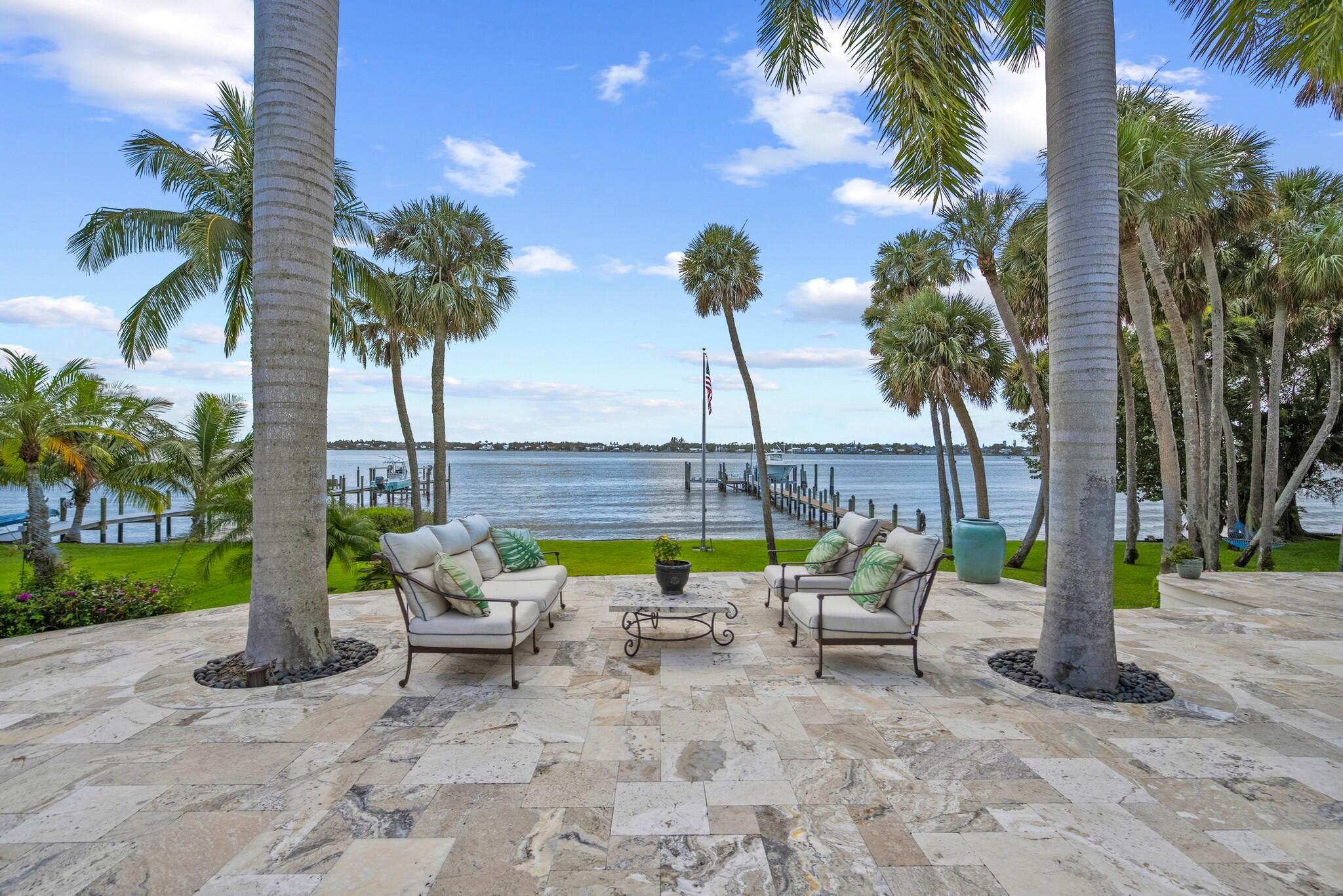 RIDGELAND - Residential