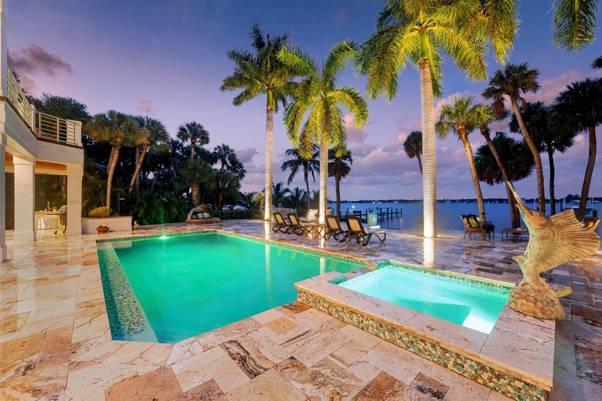 RIDGELAND - Residential