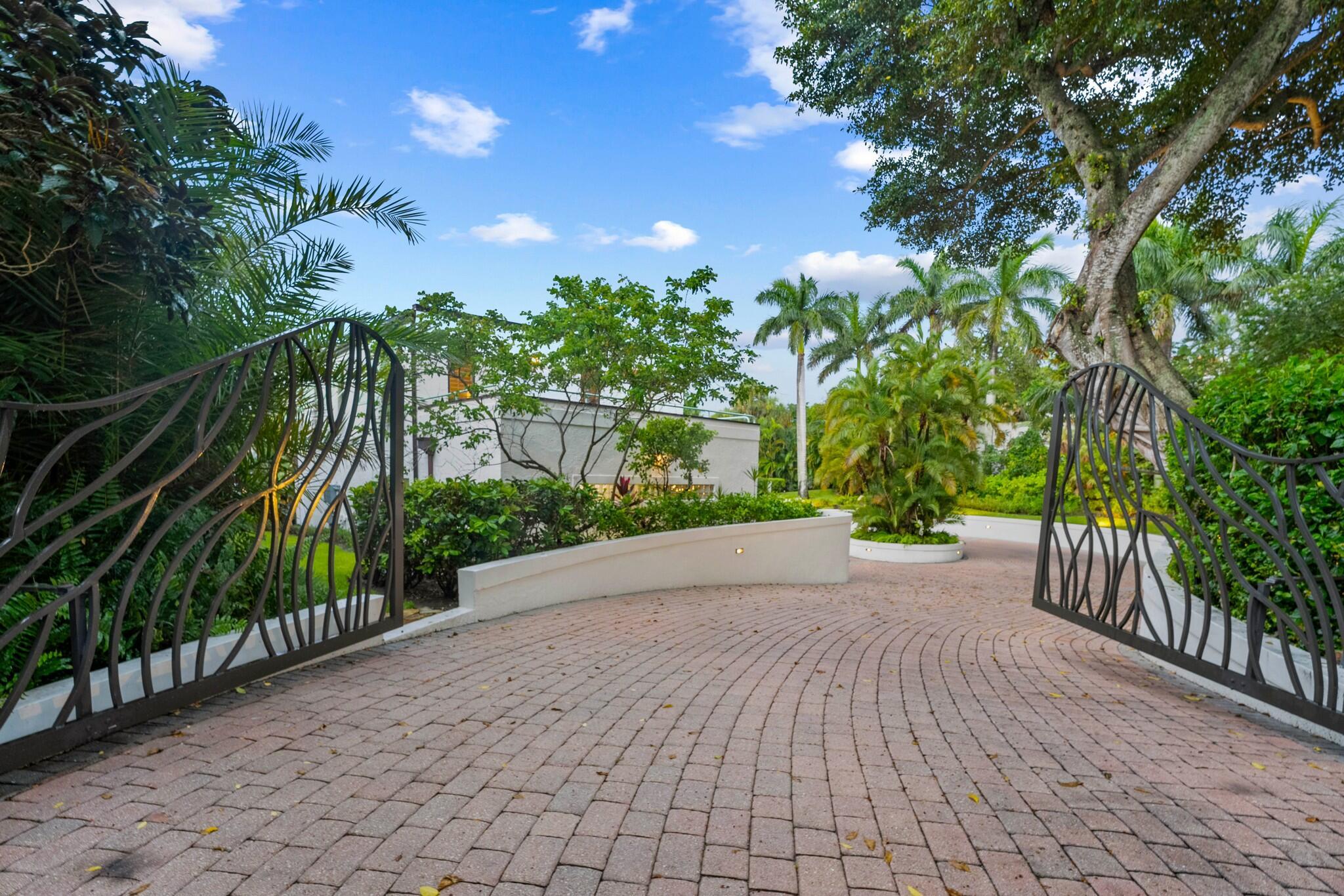 RIDGELAND - Residential