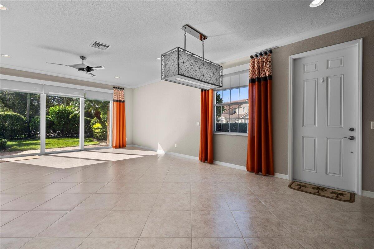 RIVER GLEN - Residential