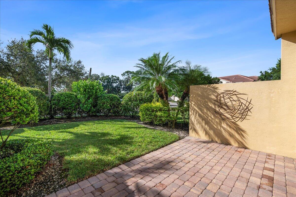 RIVER GLEN - Residential
