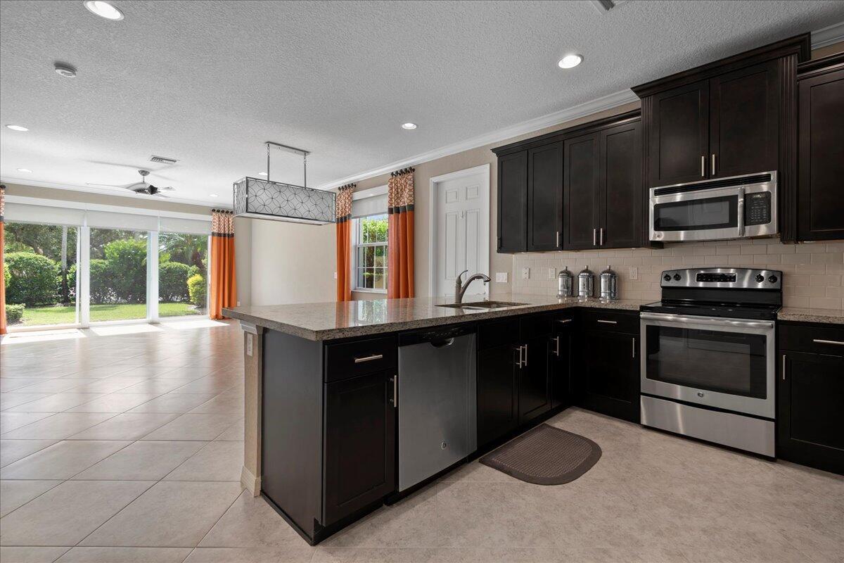 RIVER GLEN - Residential
