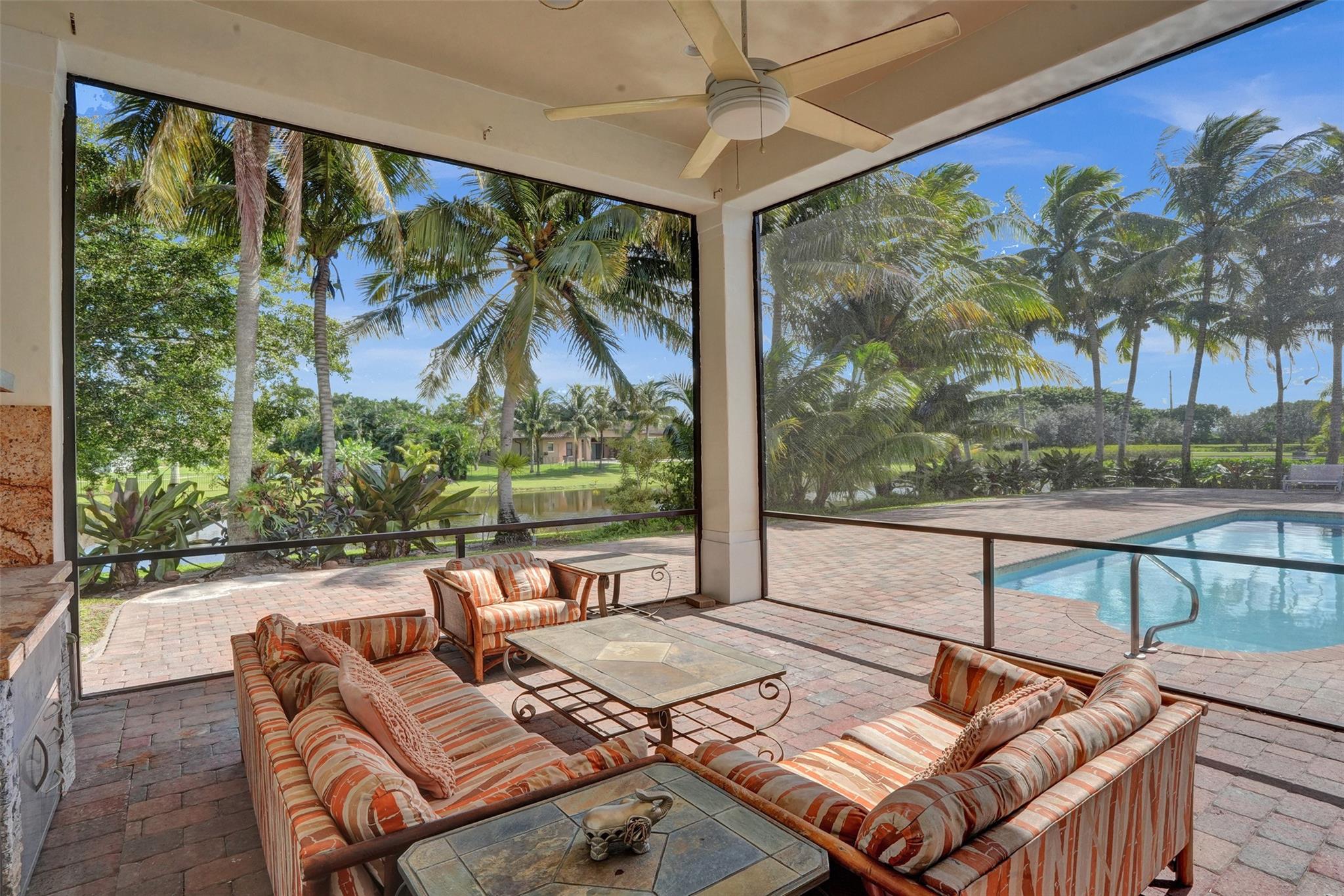 Rio Poco - Residential