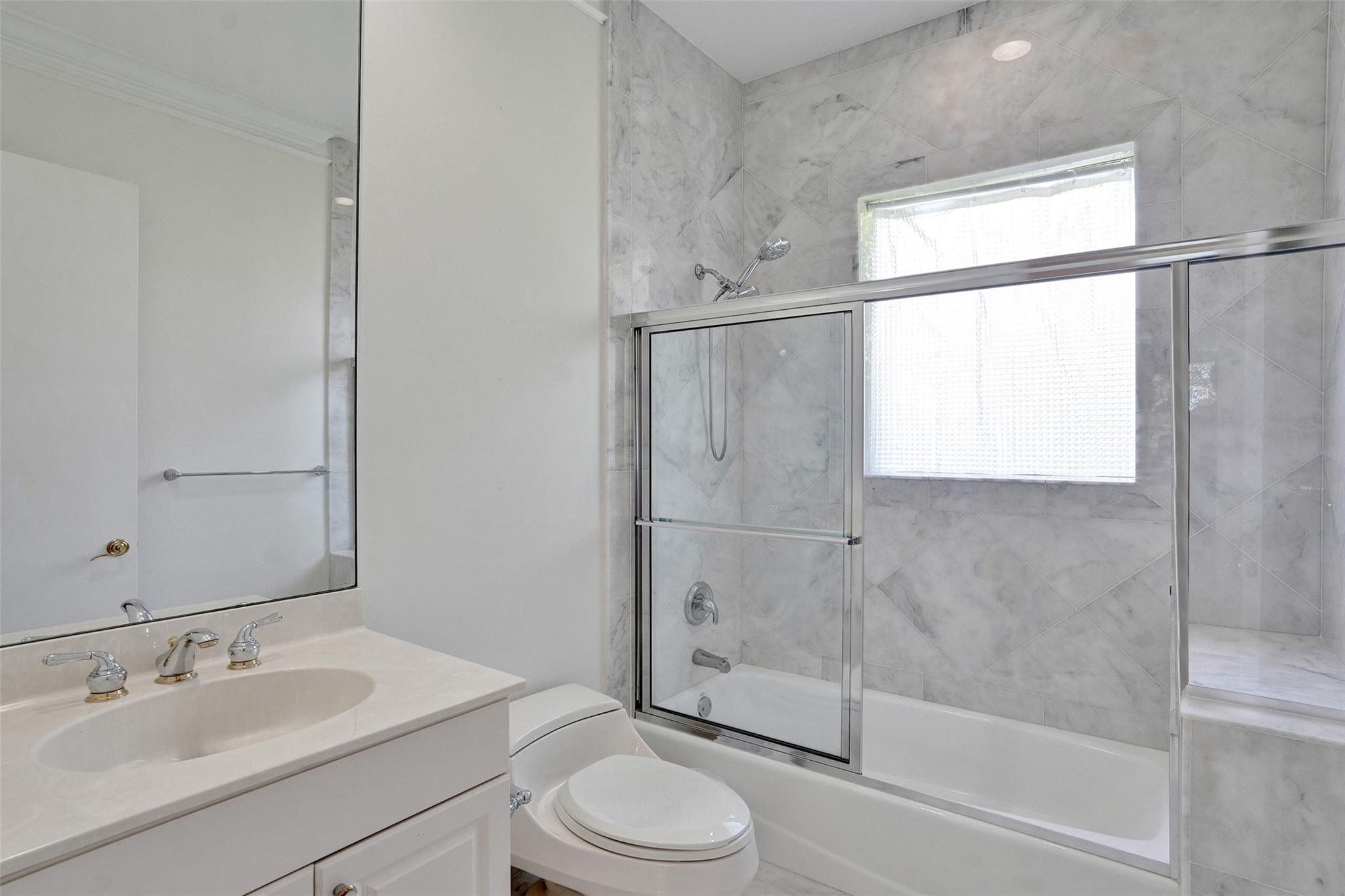 Rio Poco - Residential