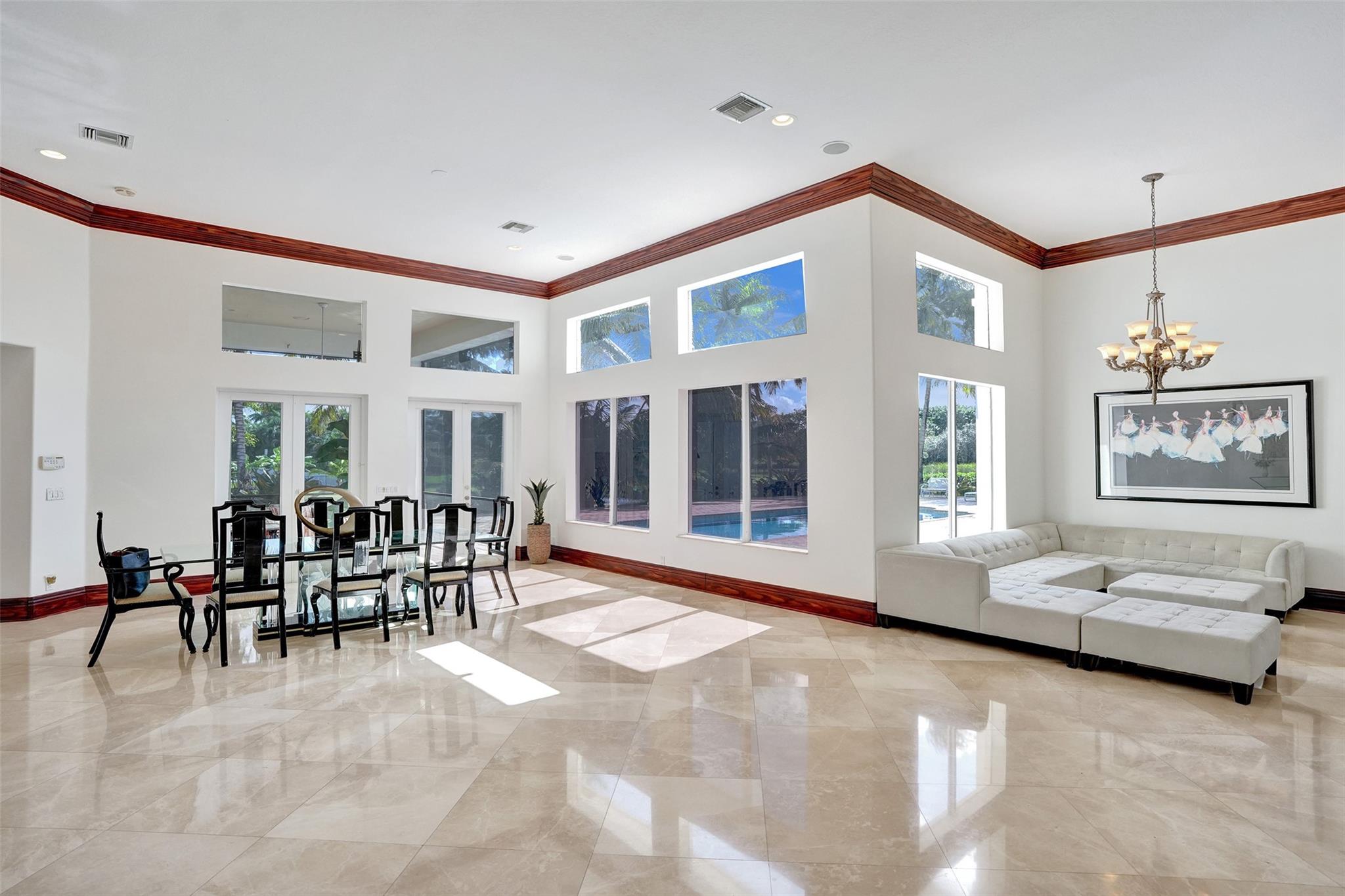 Rio Poco - Residential