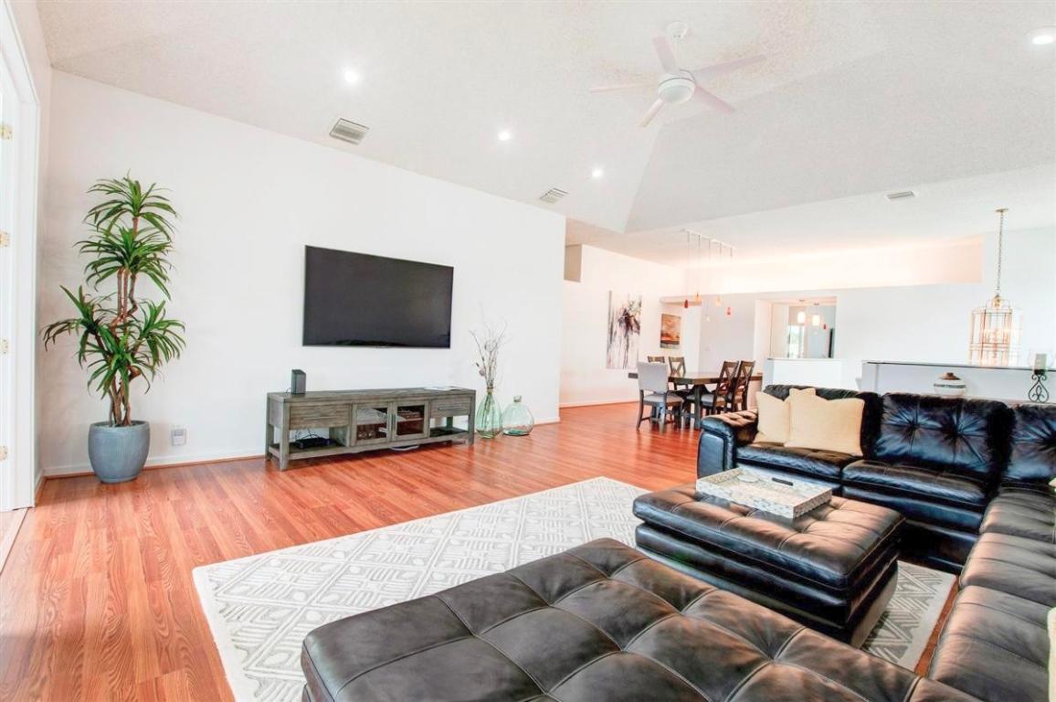 CATALINA / POLO CLUB - Residential