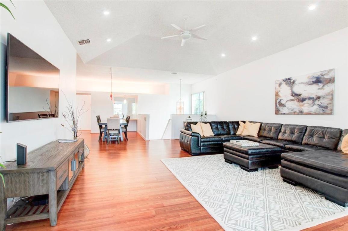 CATALINA / POLO CLUB - Residential