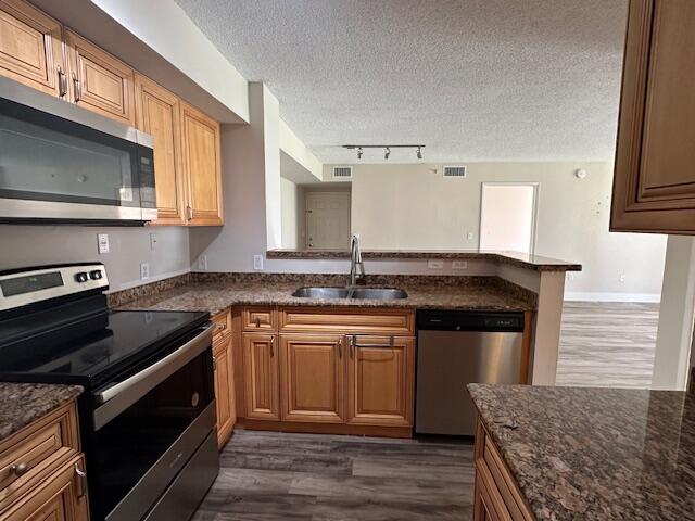 ST ANDREWS AT BOYNTON BEACH CONDO - Residential Lease