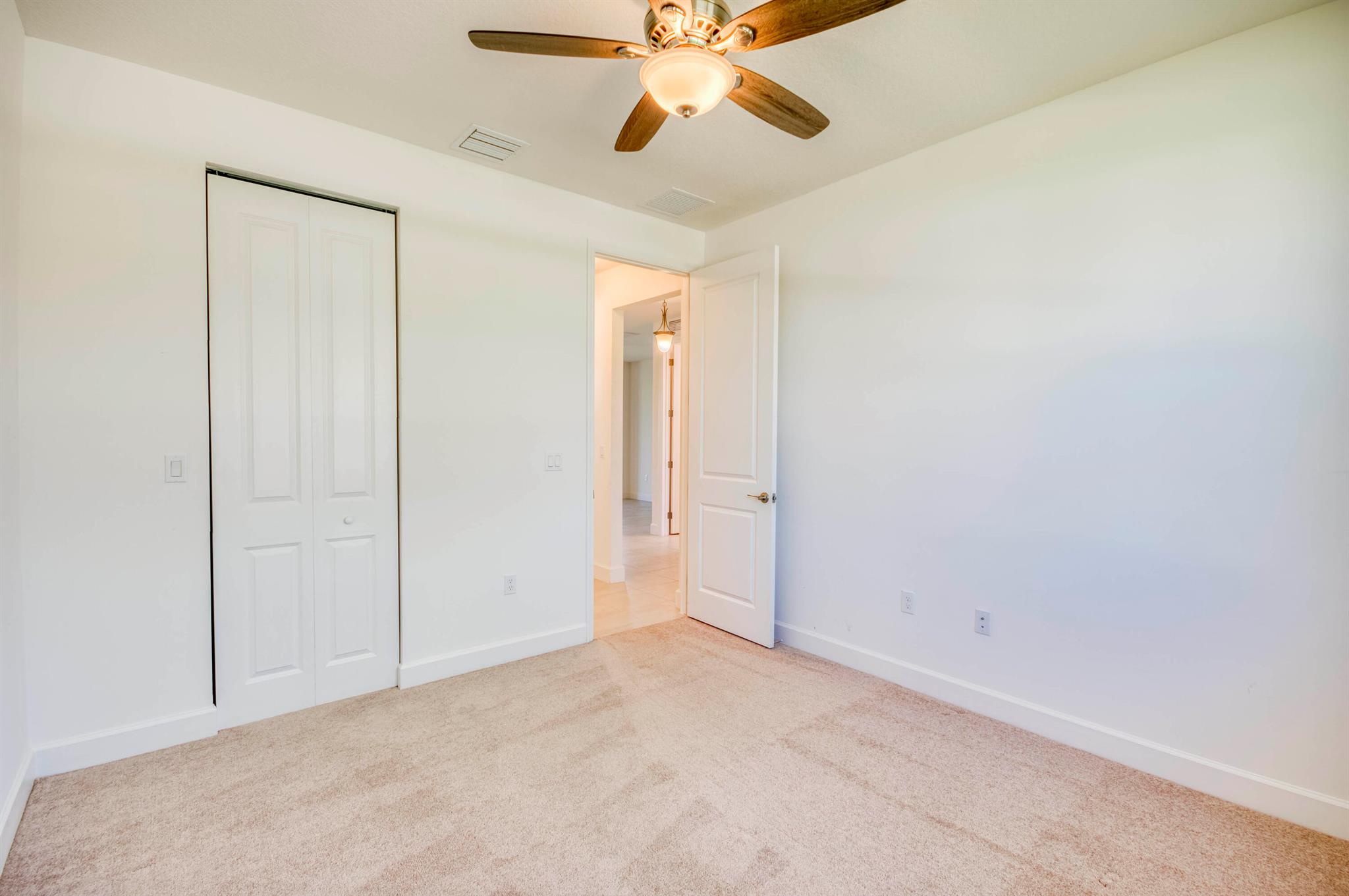 Riverland - Valencia Walk - Residential