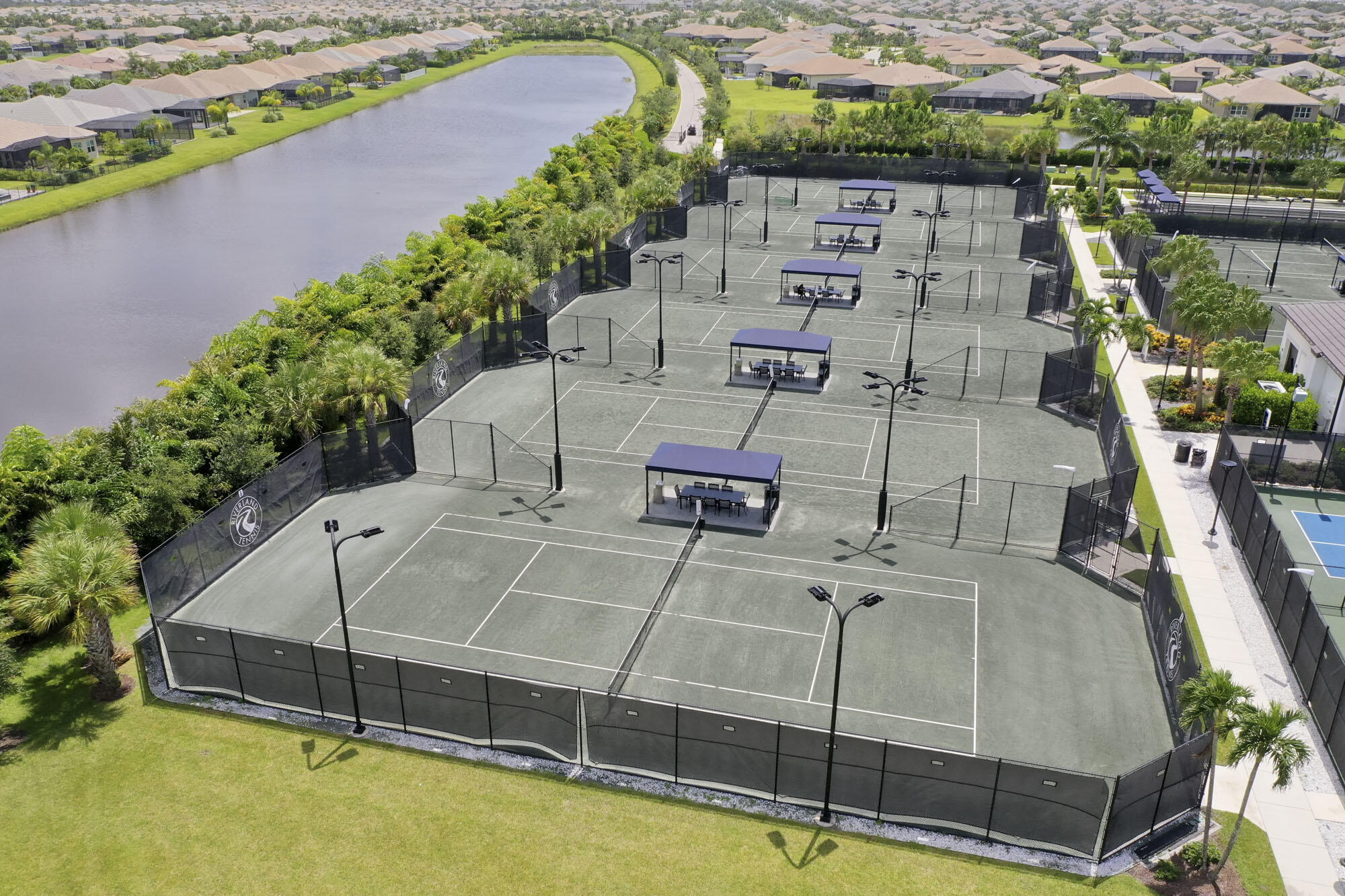 Riverland - Valencia Walk - Residential