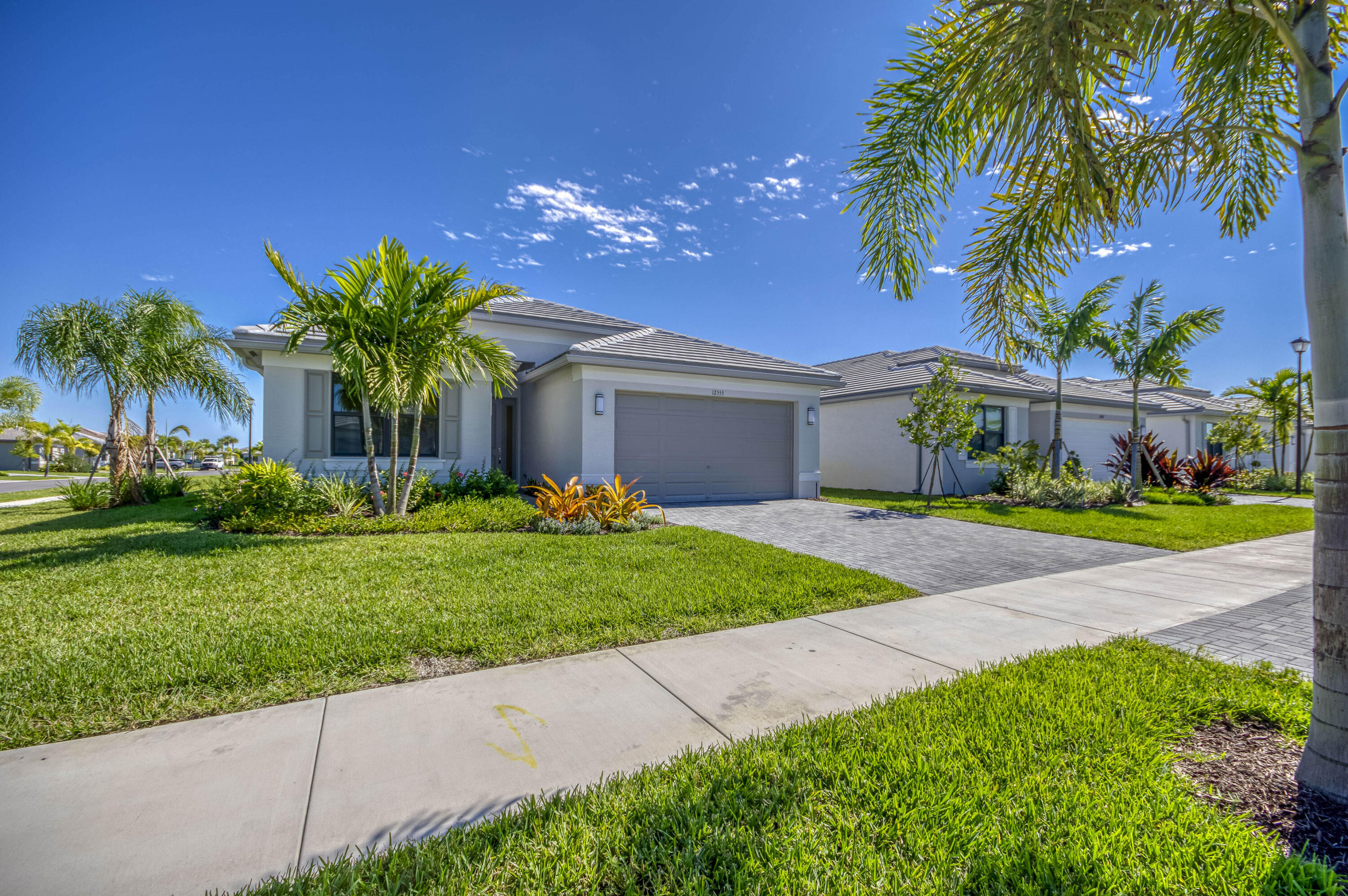 Riverland - Valencia Walk - Residential