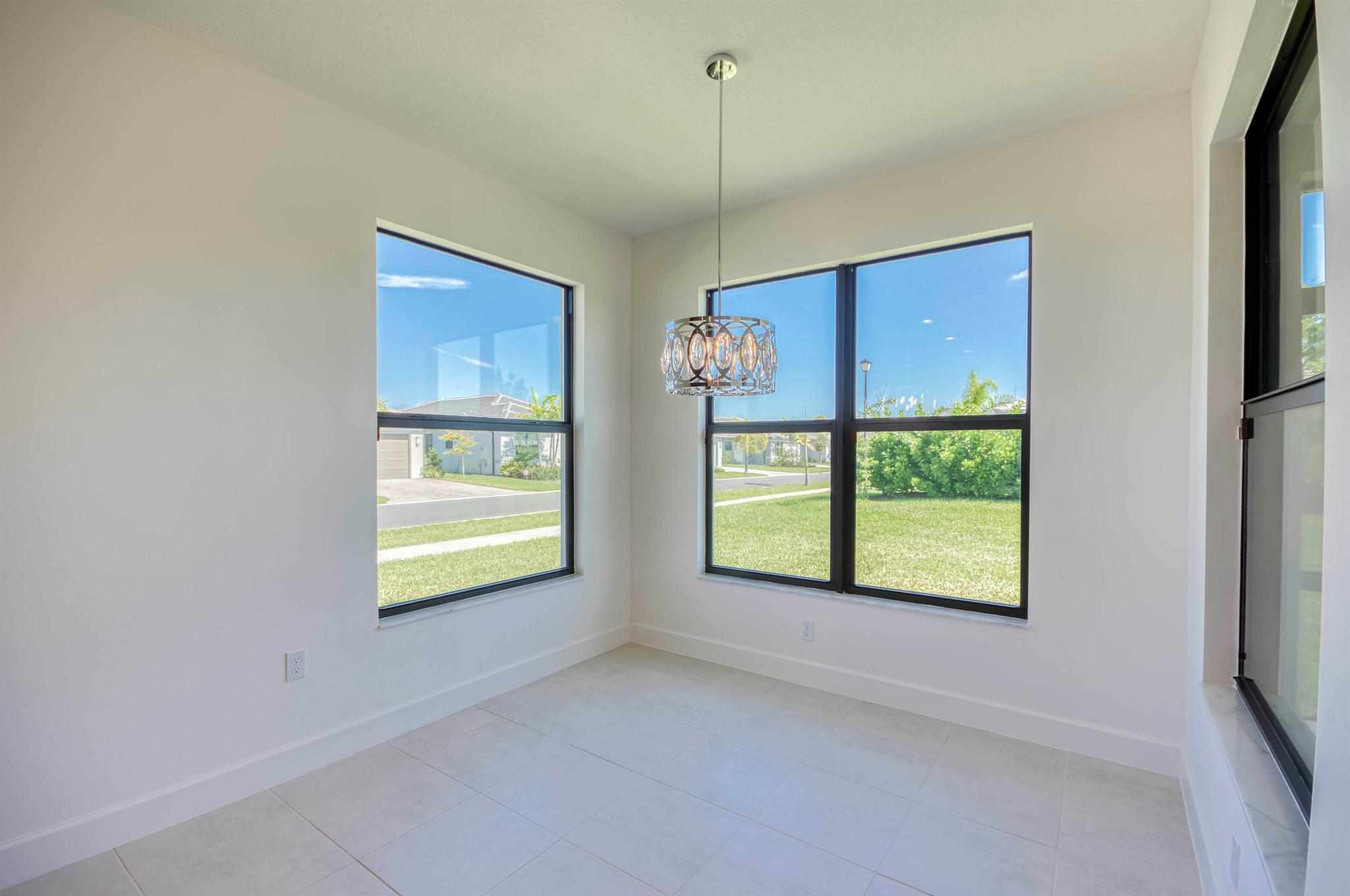 Riverland - Valencia Walk - Residential