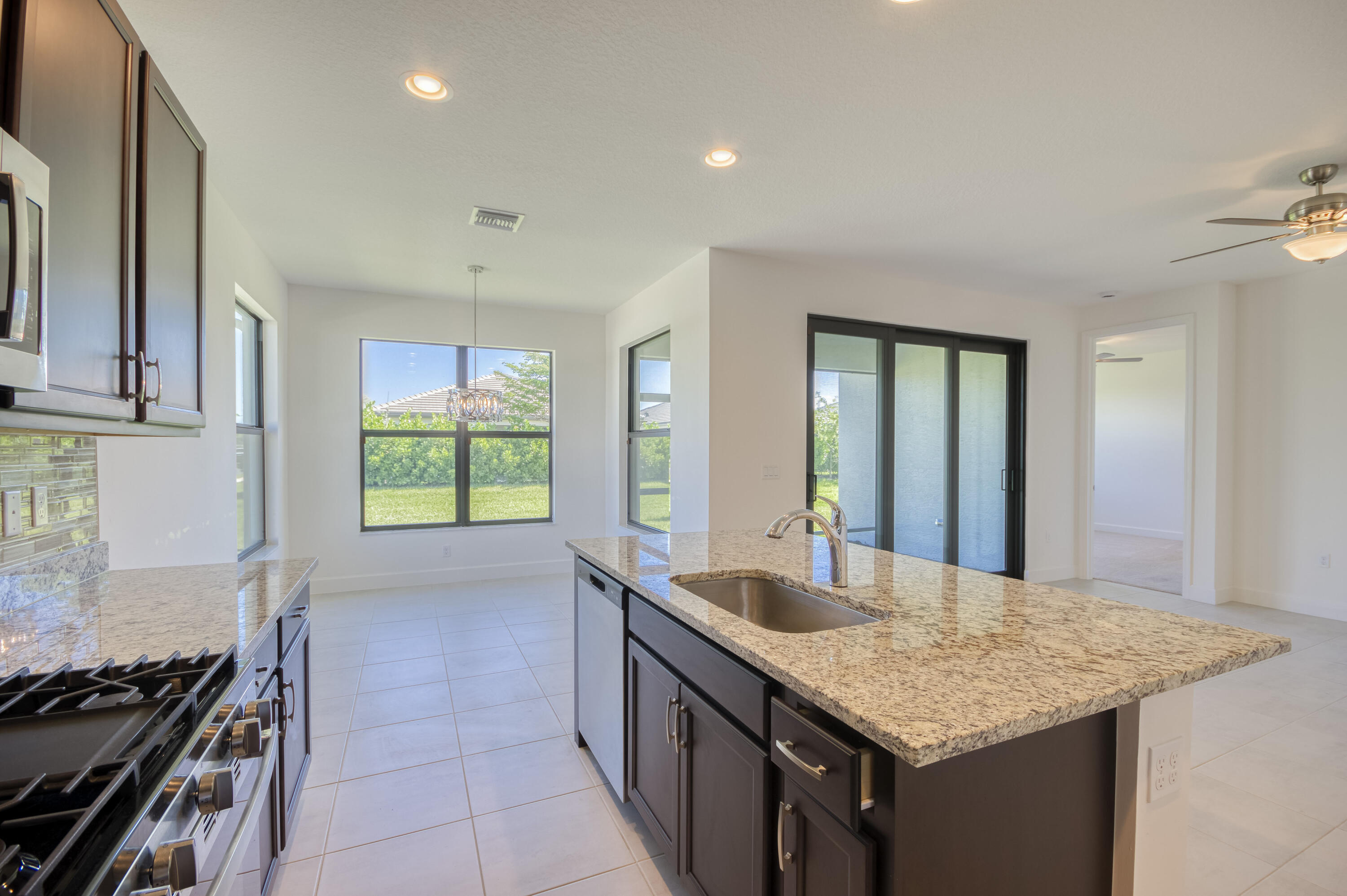 Riverland - Valencia Walk - Residential