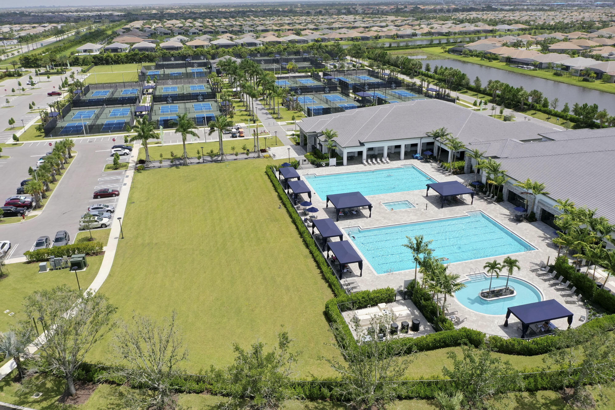 Riverland - Valencia Walk - Residential