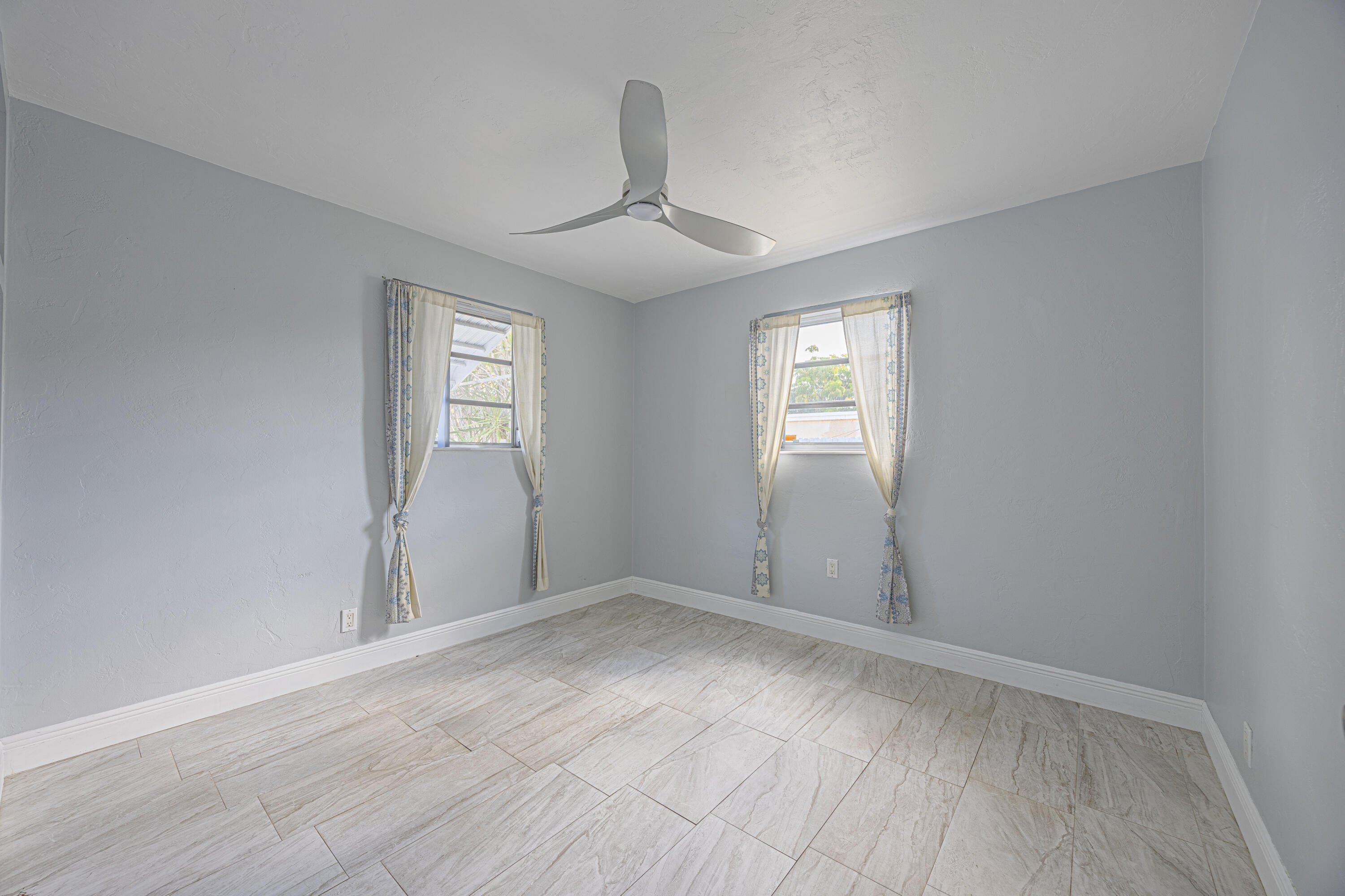 BELVEDERE HEIGHTS - Residential