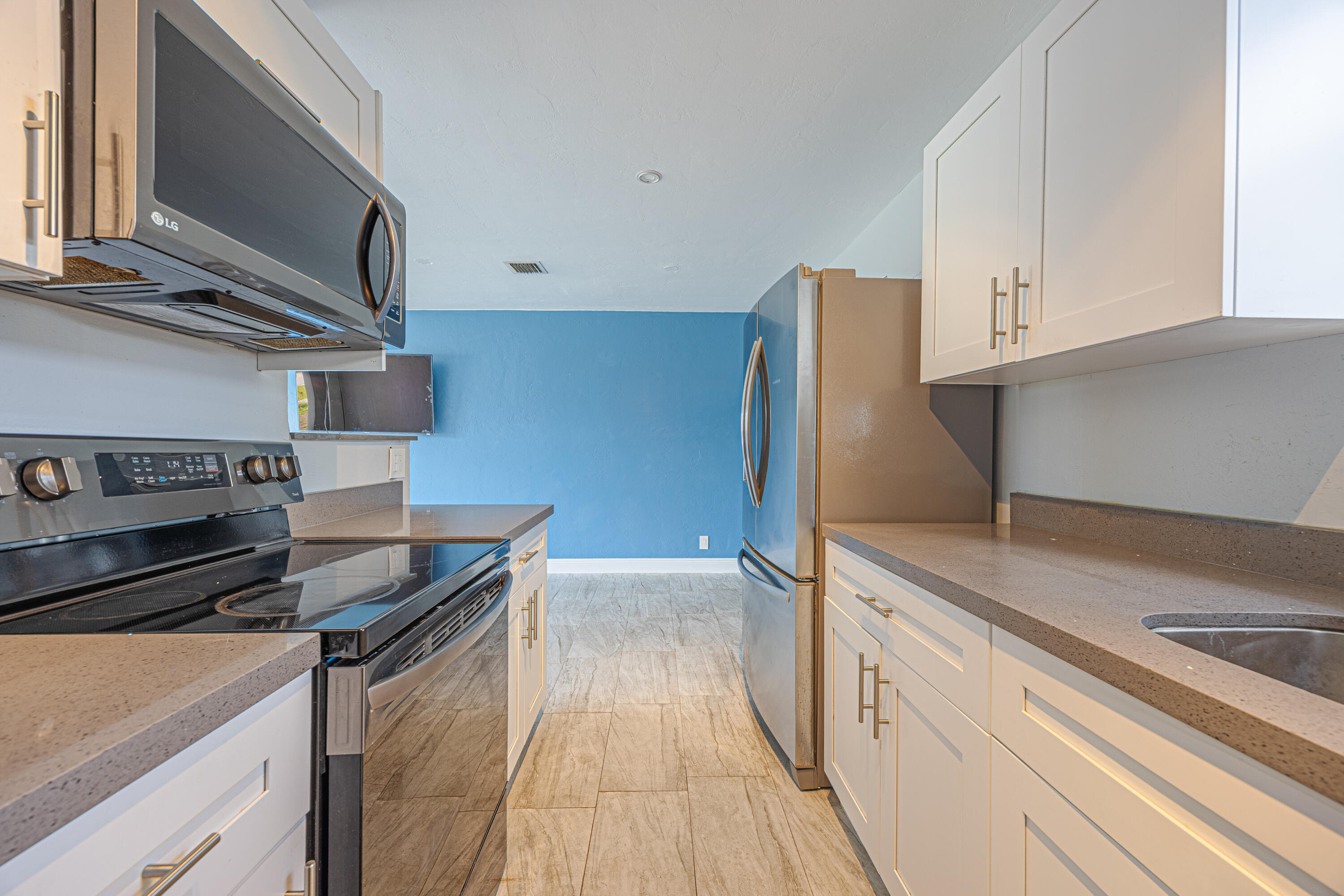 BELVEDERE HEIGHTS - Residential