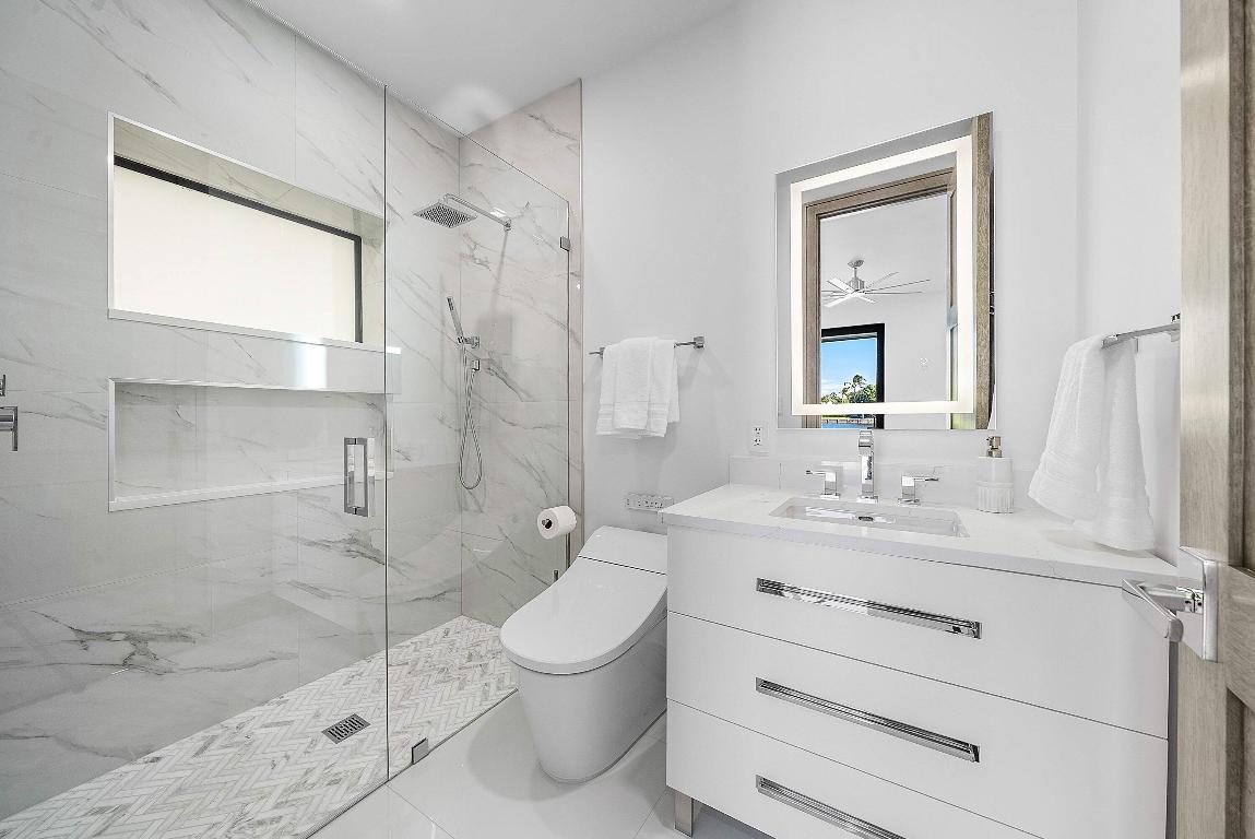 POINT MANALAPAN PL 1 IN - Residential