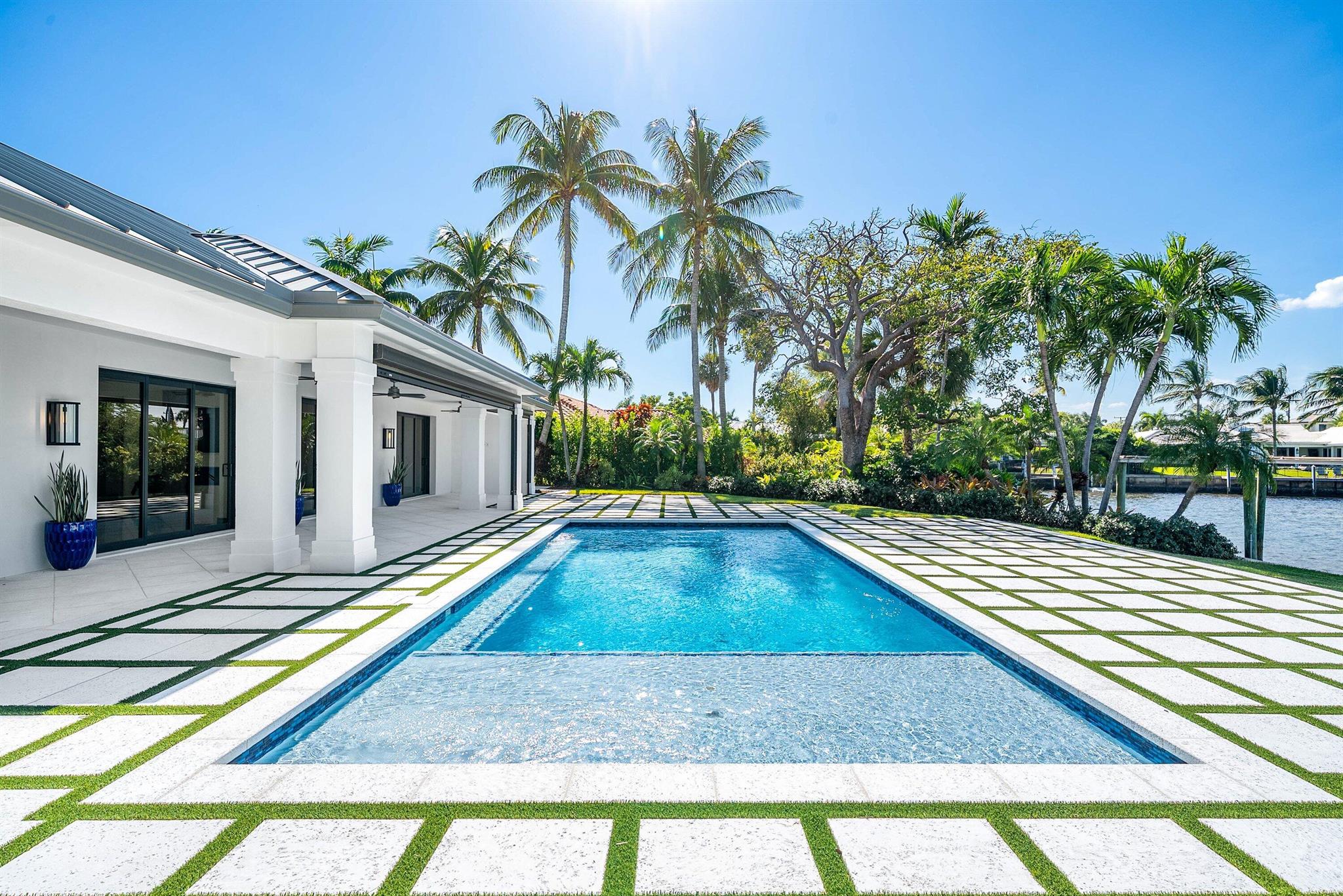 POINT MANALAPAN PL 1 IN - Residential