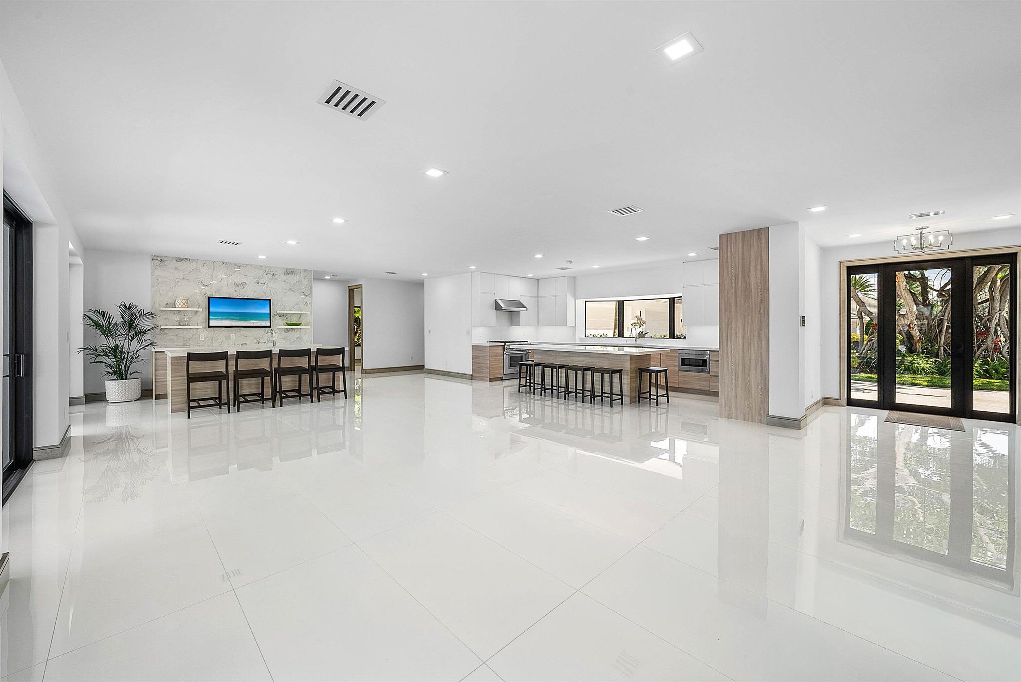 POINT MANALAPAN PL 1 IN - Residential