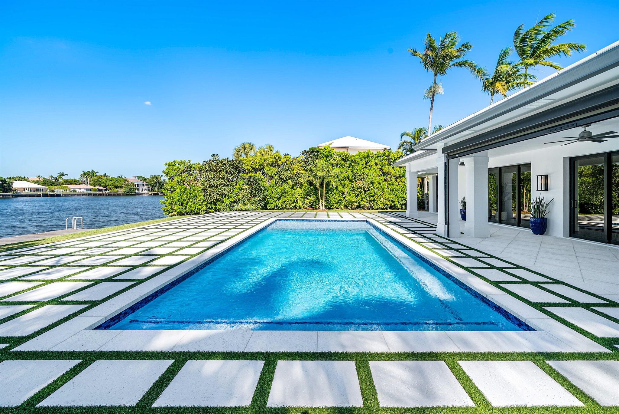 POINT MANALAPAN PL 1 IN - Residential