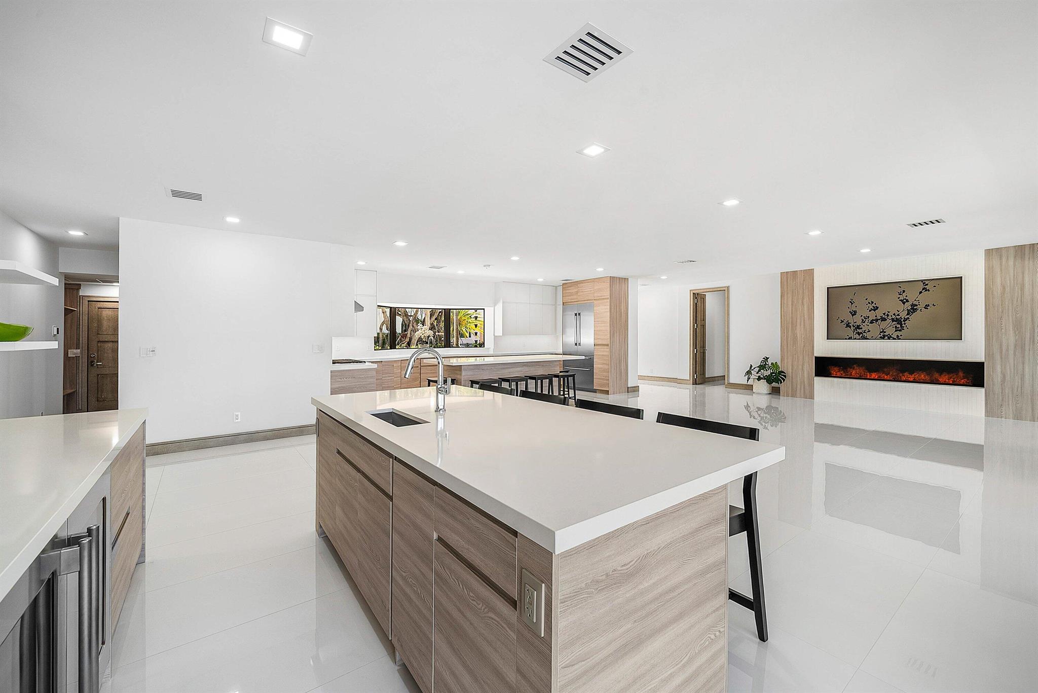 POINT MANALAPAN PL 1 IN - Residential