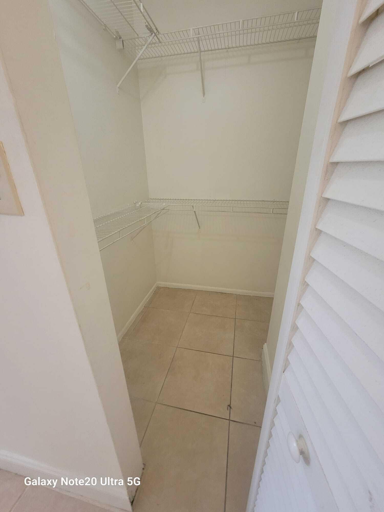 HERITAGE CIRCLE CONDO - Residential Lease