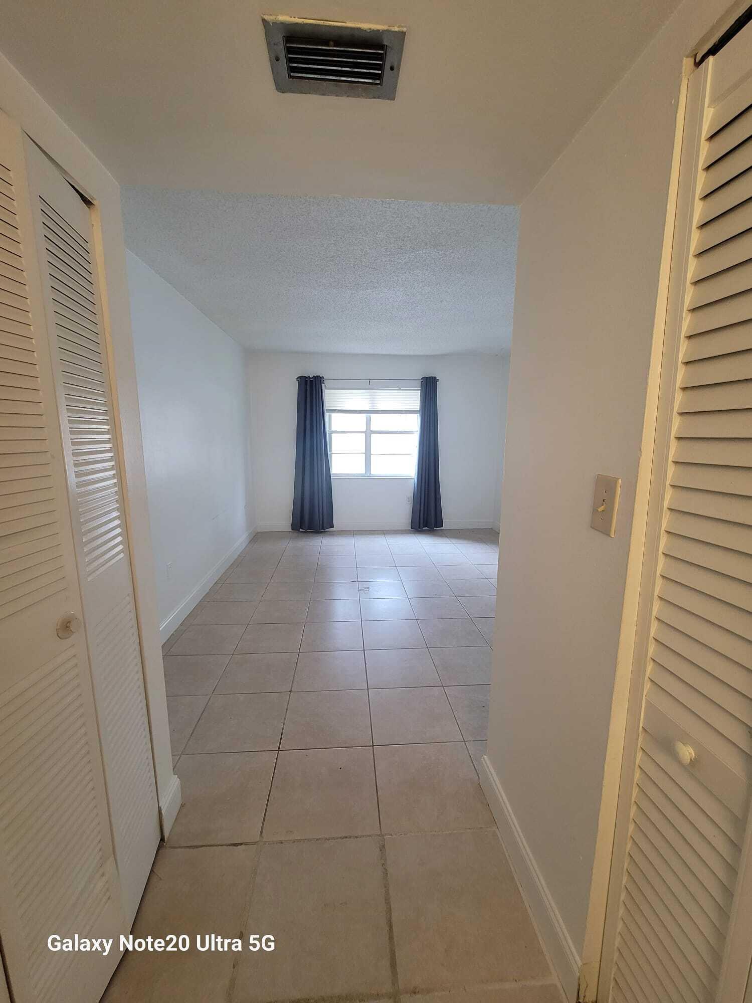 HERITAGE CIRCLE CONDO - Residential Lease