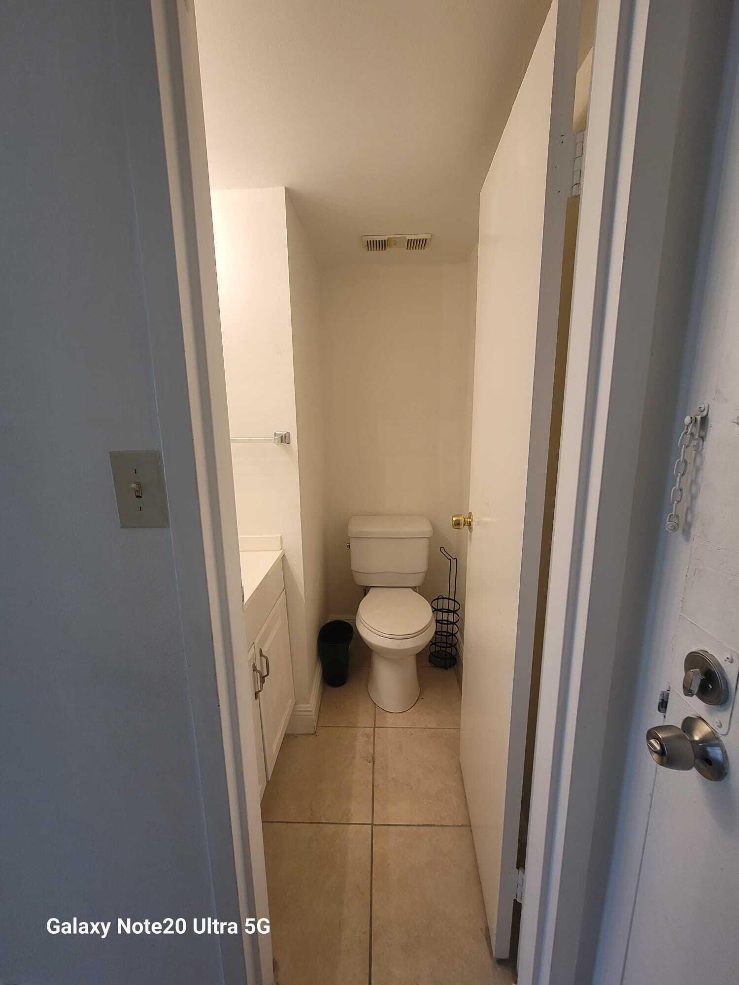 HERITAGE CIRCLE CONDO - Residential Lease